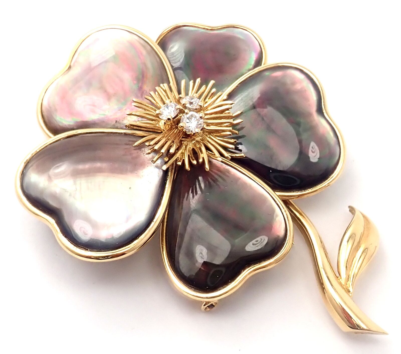 Van Cleef & Arpels Clématite 18k Yellow Gold Diamond Gray Mother of Pearl Brooch | Fortrove