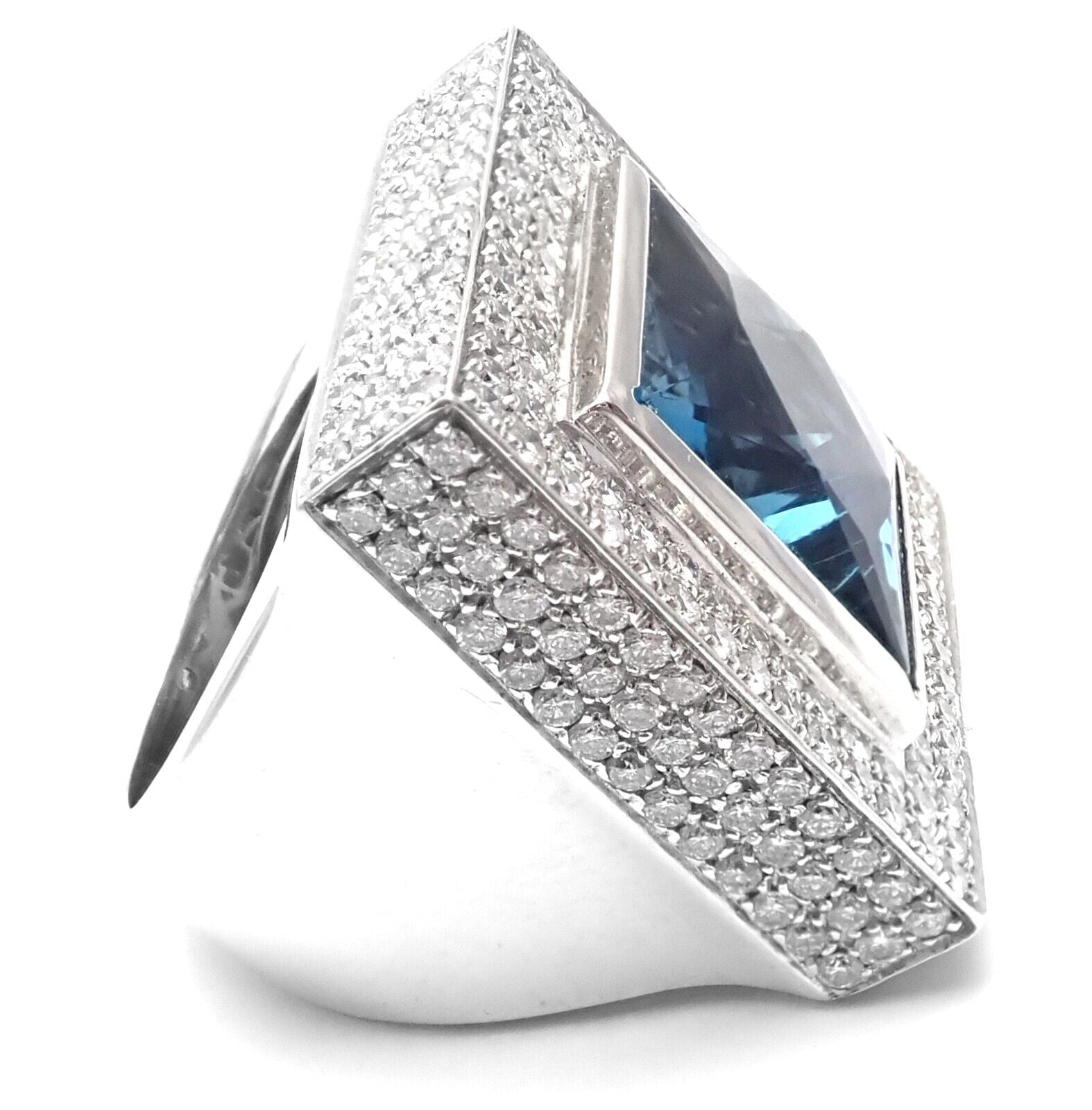 Authentic! Pasquale Bruni 18k White Gold Diamond London Blue Topaz Large Ring | Fortrove