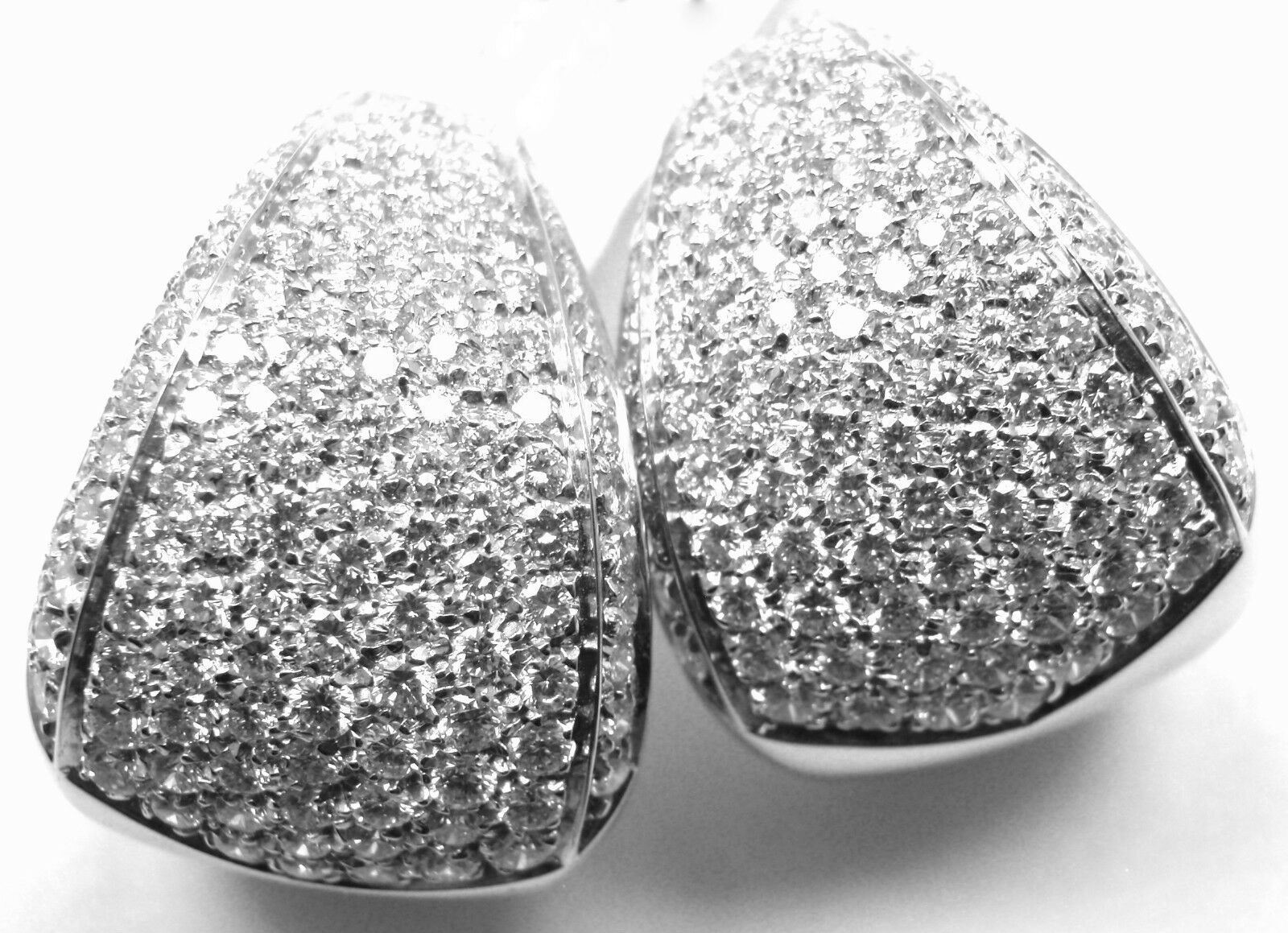 New Authentic Damiani Da Definire 18k White Gold 3.09ct Diamond Earrings $22,900 | Fortrove