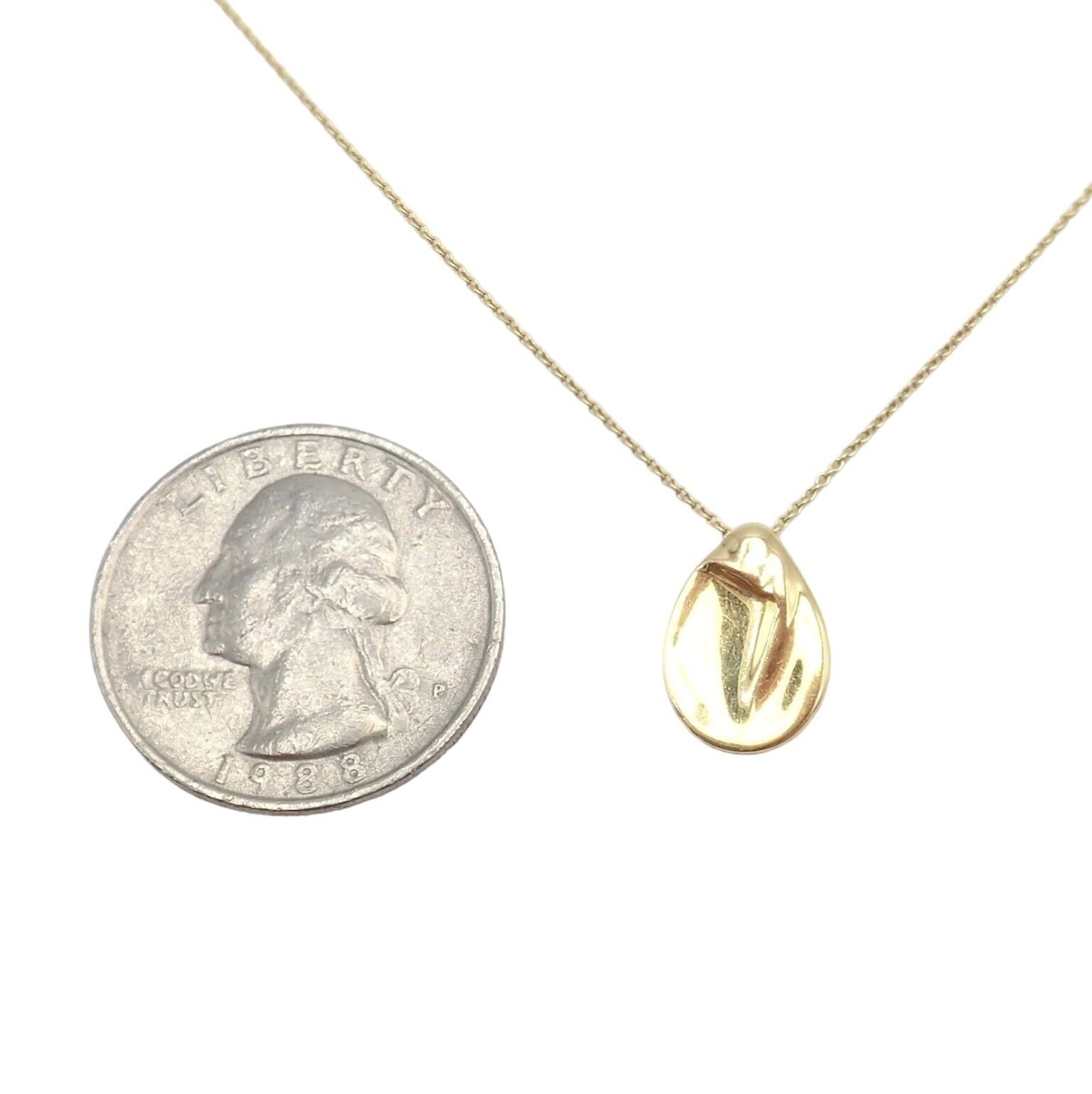 Tiffany & Co Peretti 18k Yellow Gold Madonna Pendant Sweet Mini Chain Necklace | Fortrove