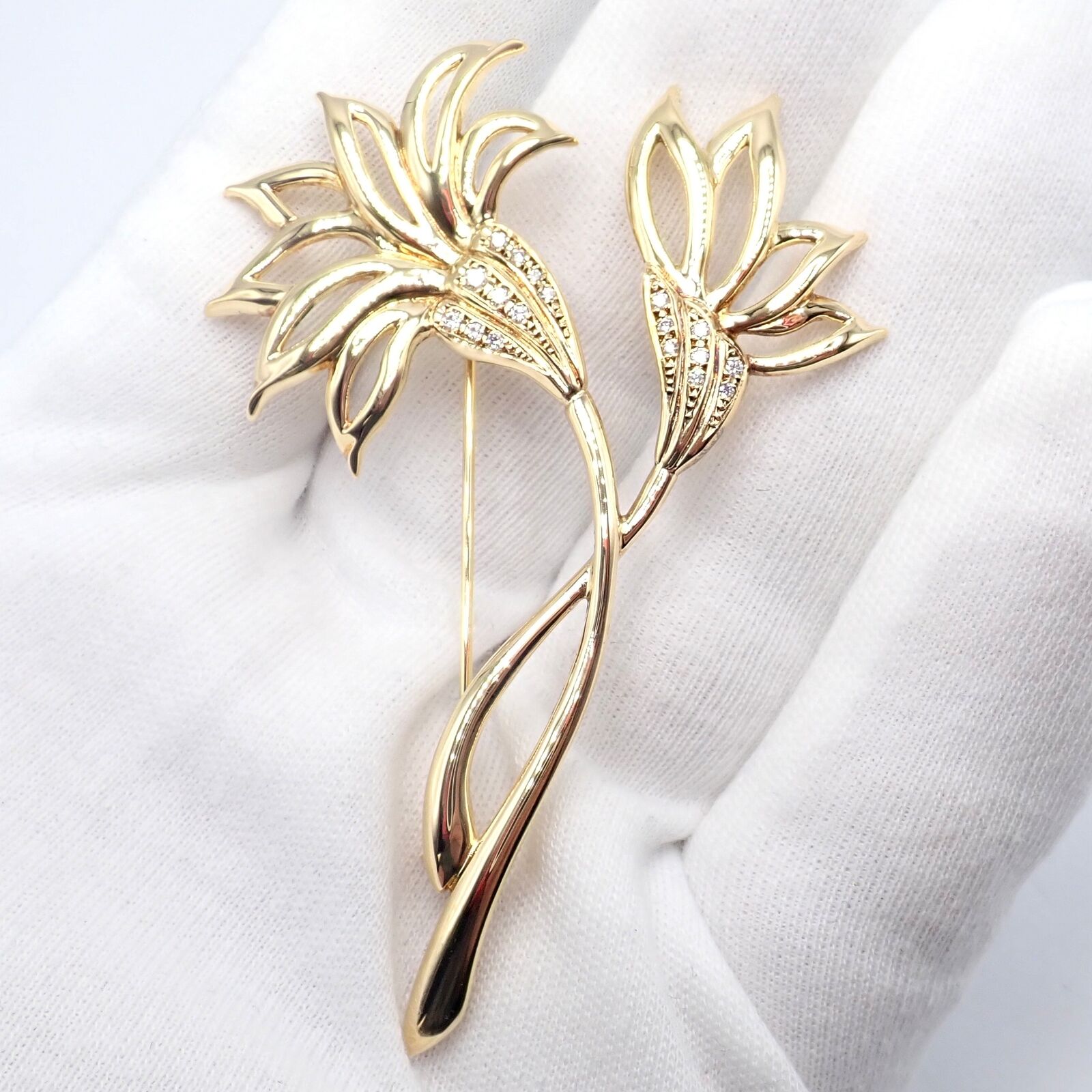 Rare! Vintage Mikimoto 18k Yellow Gold Diamond Large Double Flower Brooch | Fortrove