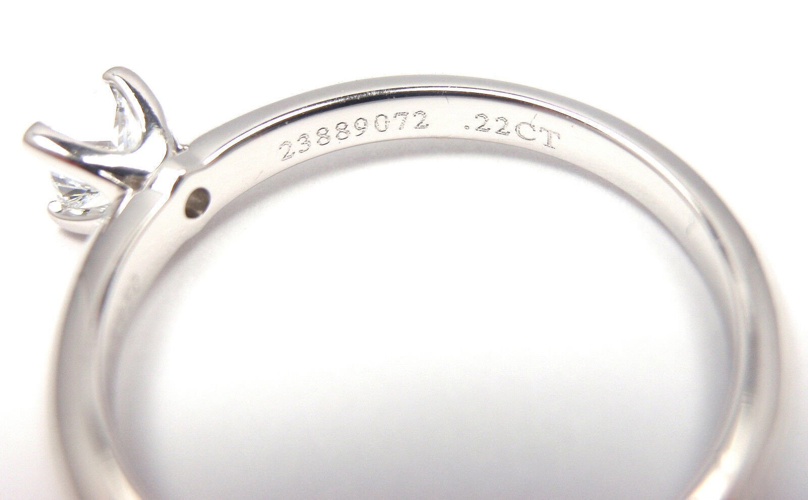 TIFFANY & CO PLATINUM SQUARE CUT DIAMOND 0.22CT VS2 D TRIPLE X ENGAGEMENT RING | Fortrove