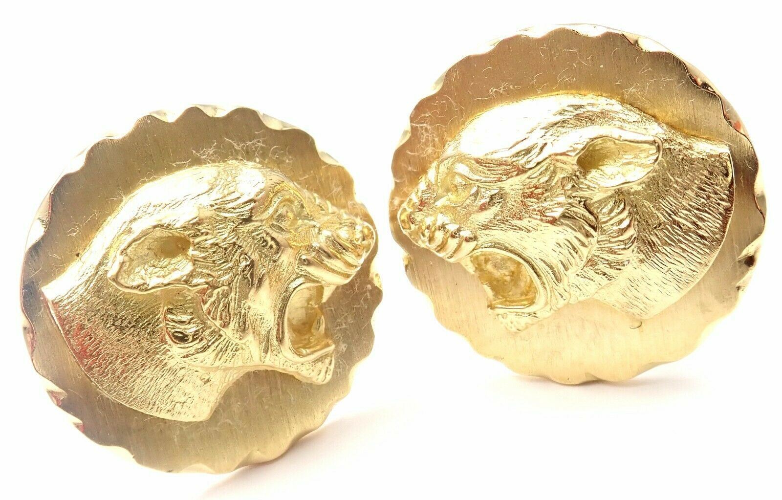 Rare! Authentic Van Cleef & Arpels 18k Yellow Gold Panther Panthere Cufflinks | Fortrove