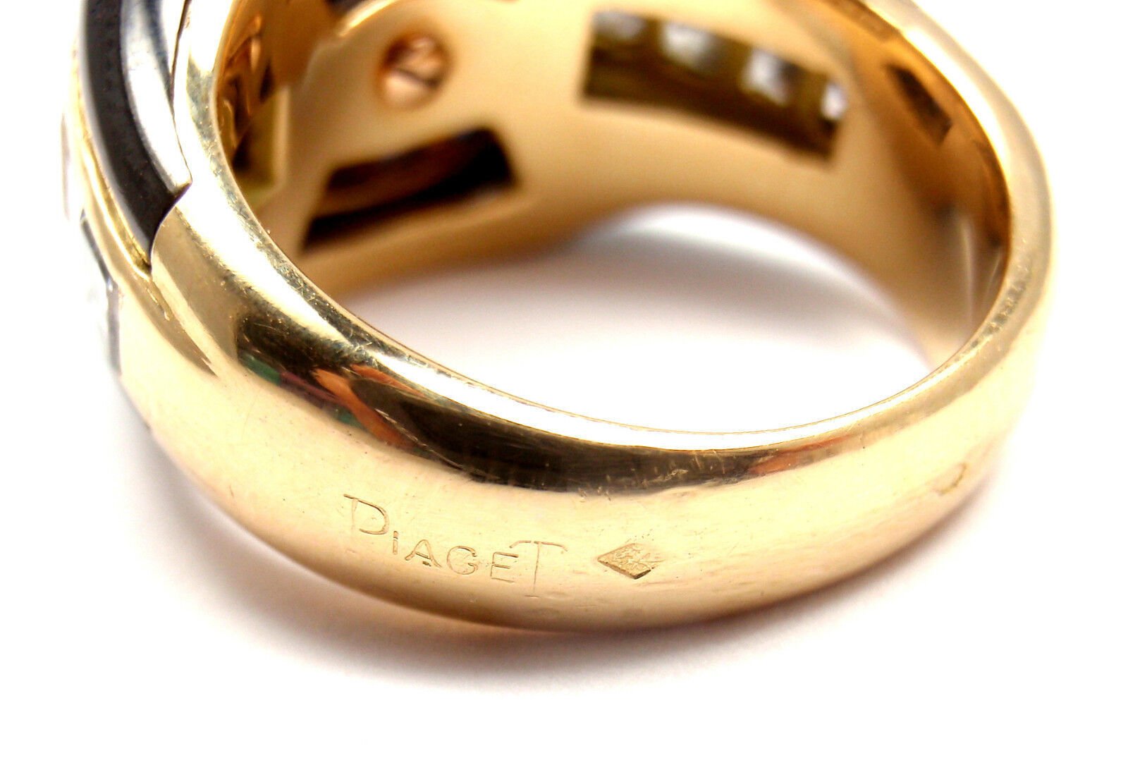 Authentic! Piaget 18k Yellow Gold Diamond Invisible Set Sapphire Enamel Ring | Fortrove