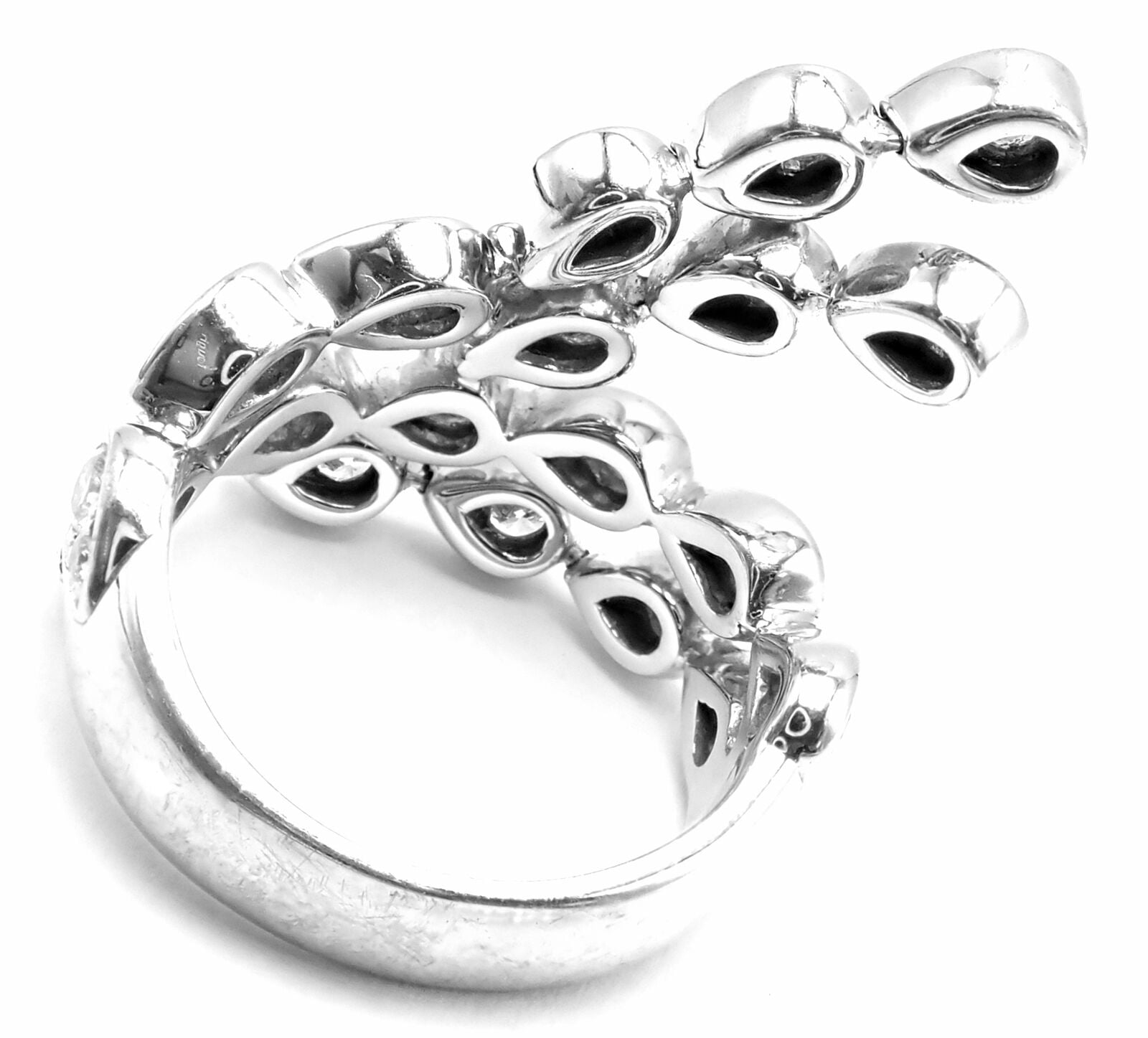 Authentic! Piaget Magic Reflection 18k White Gold Diamond Flexible Ring | Fortrove