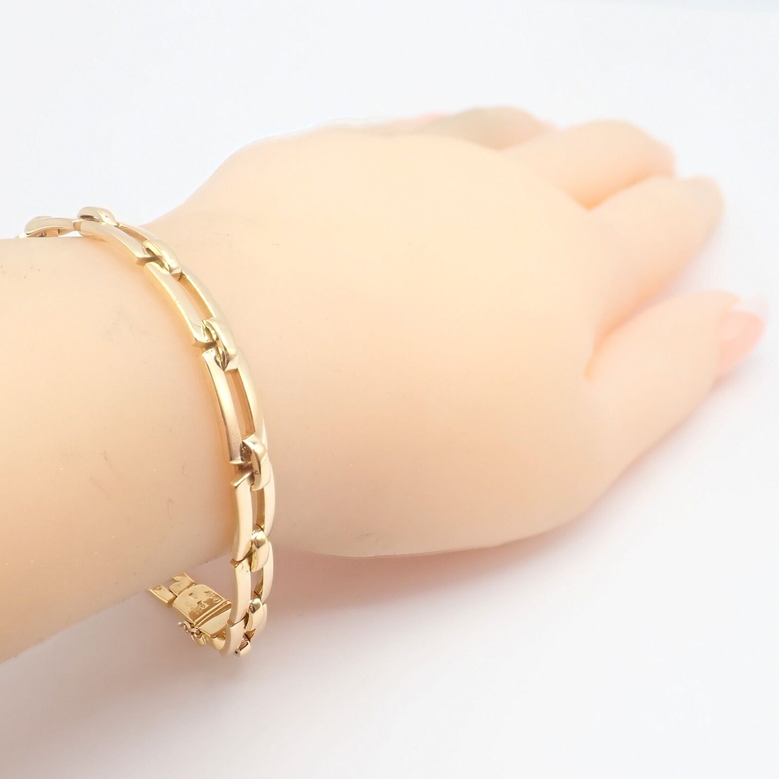 Authentic! Cartier Vintage 18k Yellow Gold Link Bracelet 1993 | Fortrove