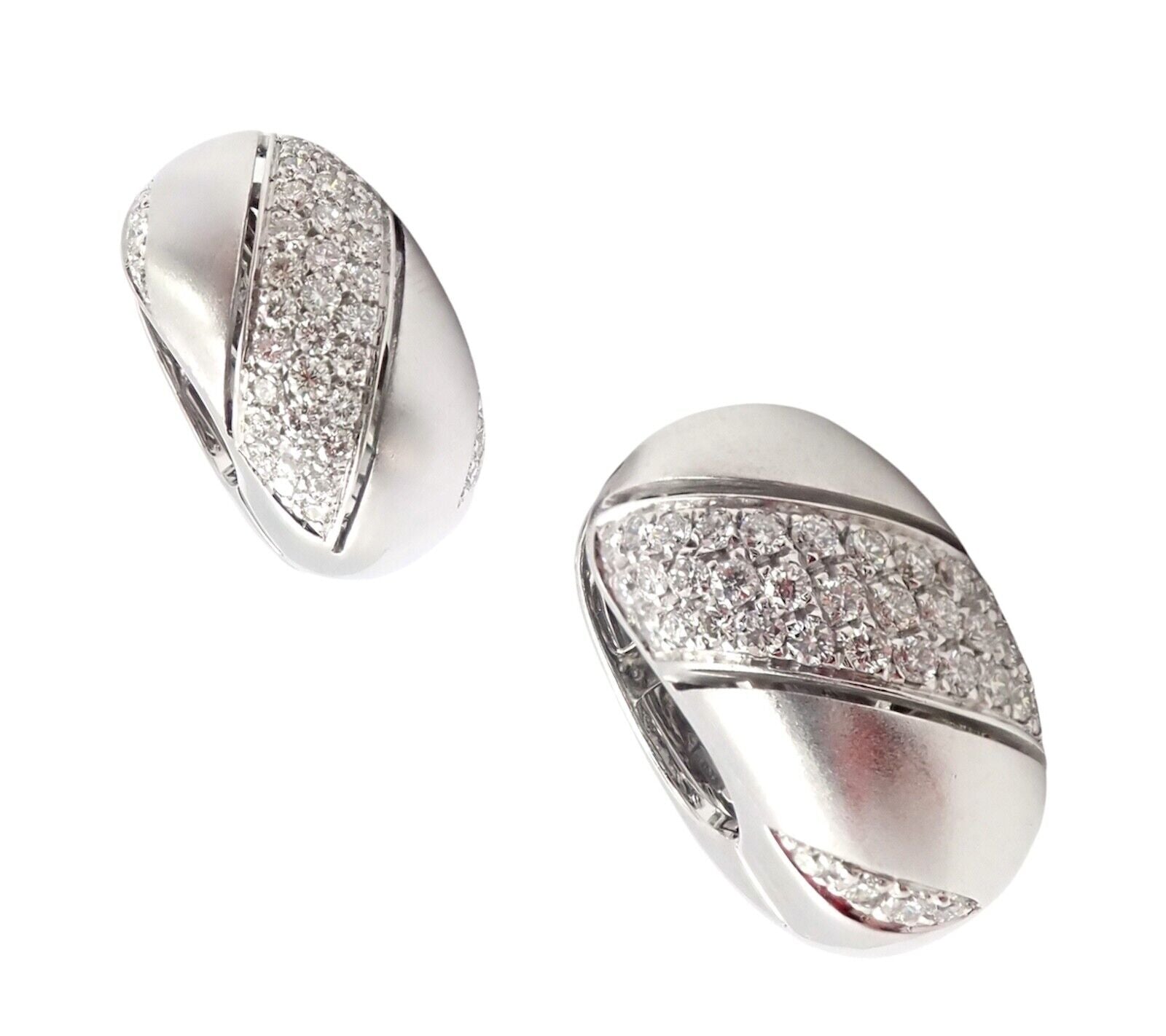 Authentic! Damiani 18k White Gold 2ct Diamond Brushed Large Huggie Earrings | Fortrove