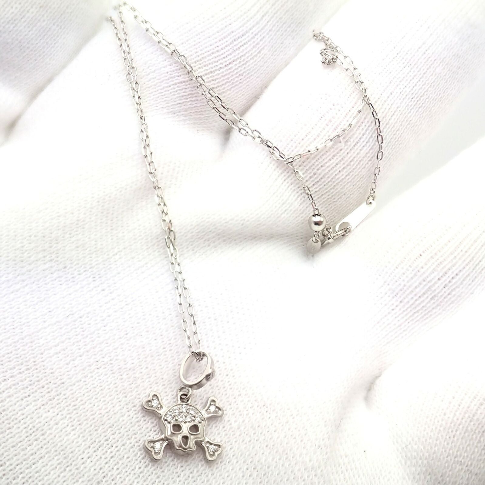 Authentic! Loree Rodkin 18k White Gold Diamond Skull Crossbones Pendant Necklace | Fortrove