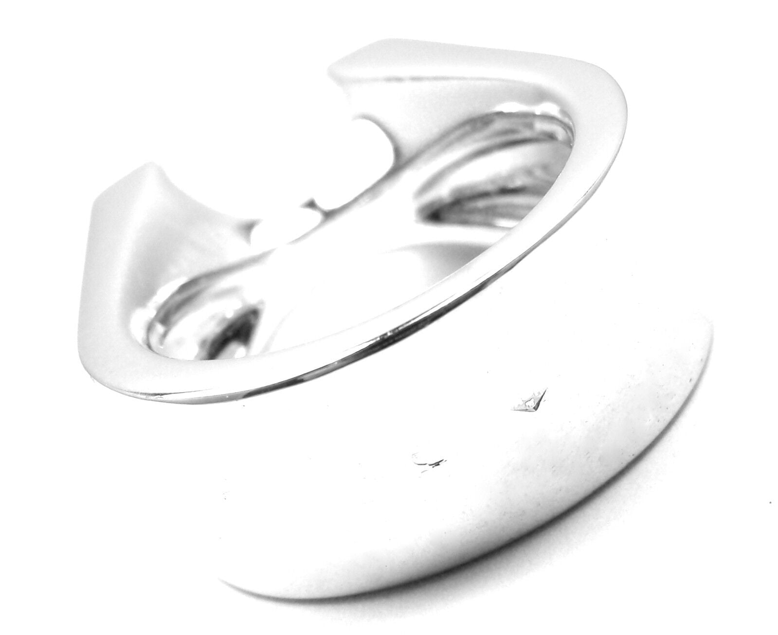 Authentic! Cartier 18k White Gold Moonstone Large Ring Size 50 US 5 1/4 | Fortrove