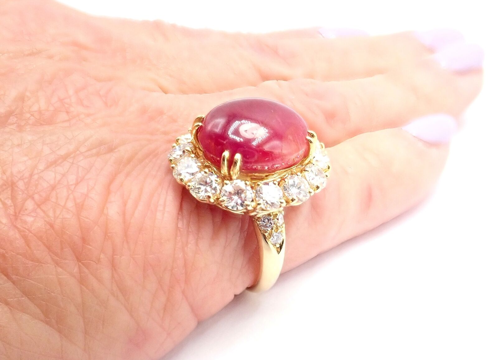 Authentic! Van Cleef & Arpels 18k Yellow Gold Large Cabochon Ruby Diamond Ring | Fortrove