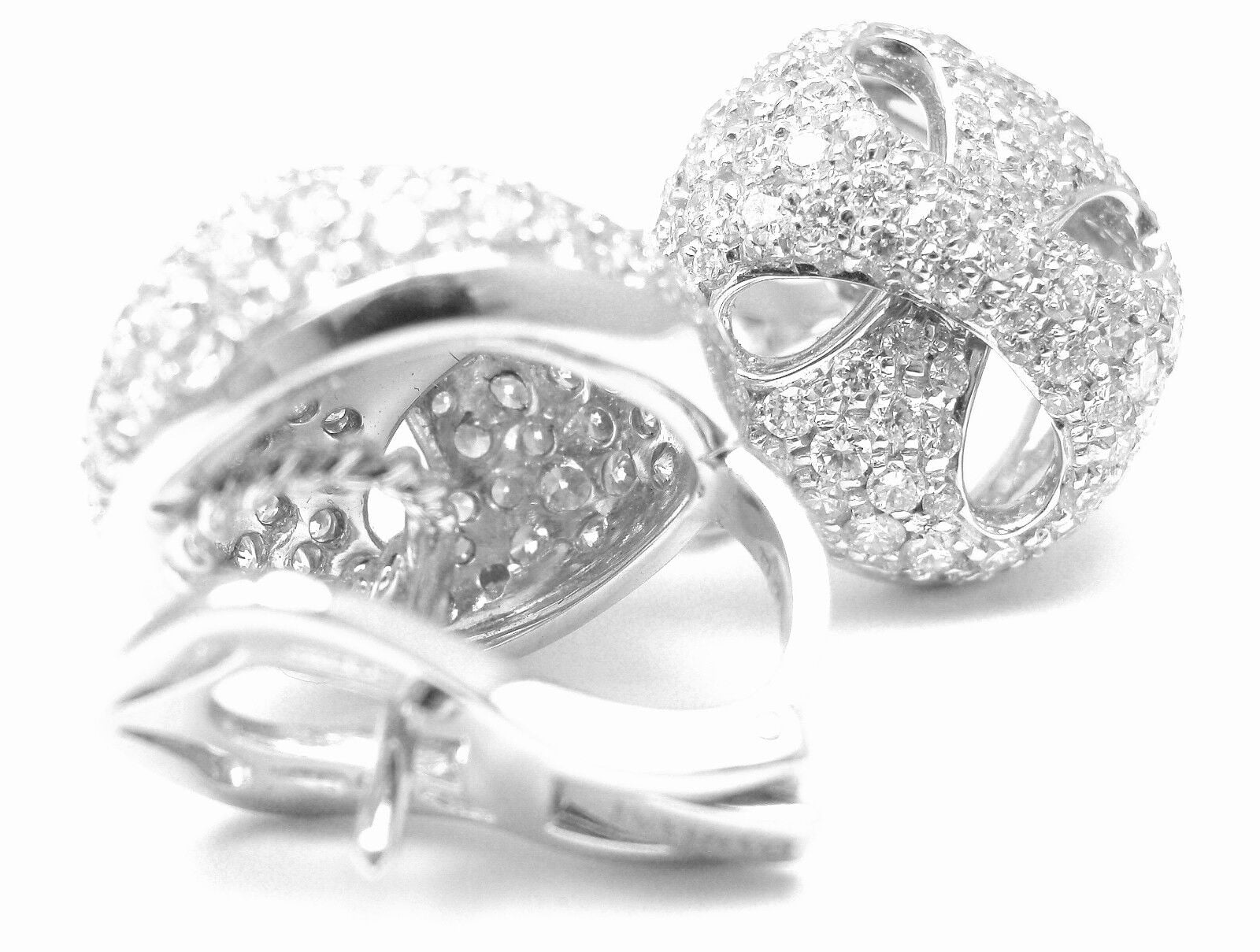 New Authentic Damiani 18k White Gold 3.03 ct Diamond Earrings | Fortrove