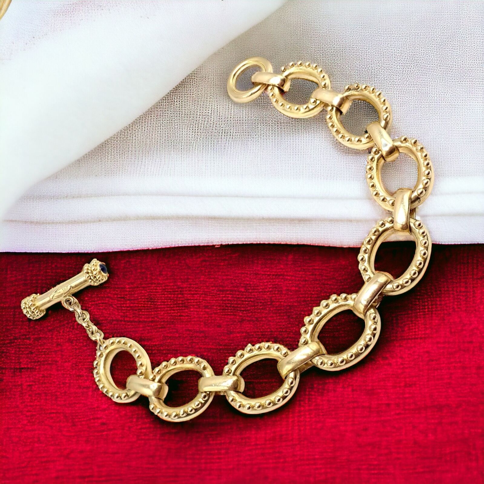 Authentic! Elizabeth Locke 18k Yellow Gold Sapphire Medium Link Toggle Bracelet | Fortrove
