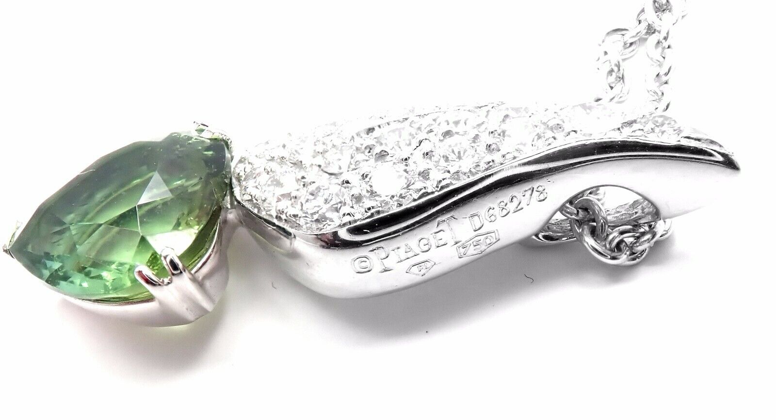 Rare! Authentic Piaget 18k White Gold Diamond Peridot Heart Pendant Necklace | Fortrove