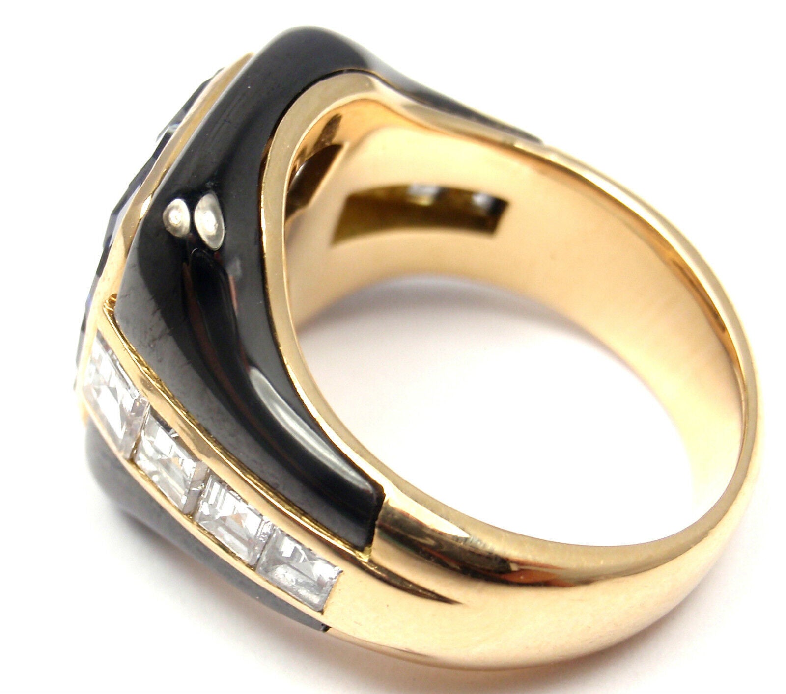 Authentic! Piaget 18k Yellow Gold Diamond Invisible Set Sapphire Enamel Ring | Fortrove