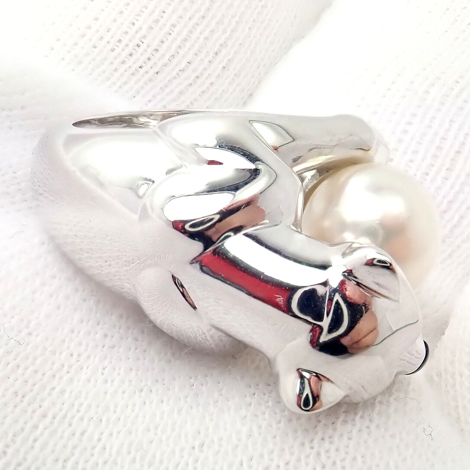 Authentic! Cartier 18k White Gold Panther Panthere Onyx Tsavorite Pearl Ring | Fortrove