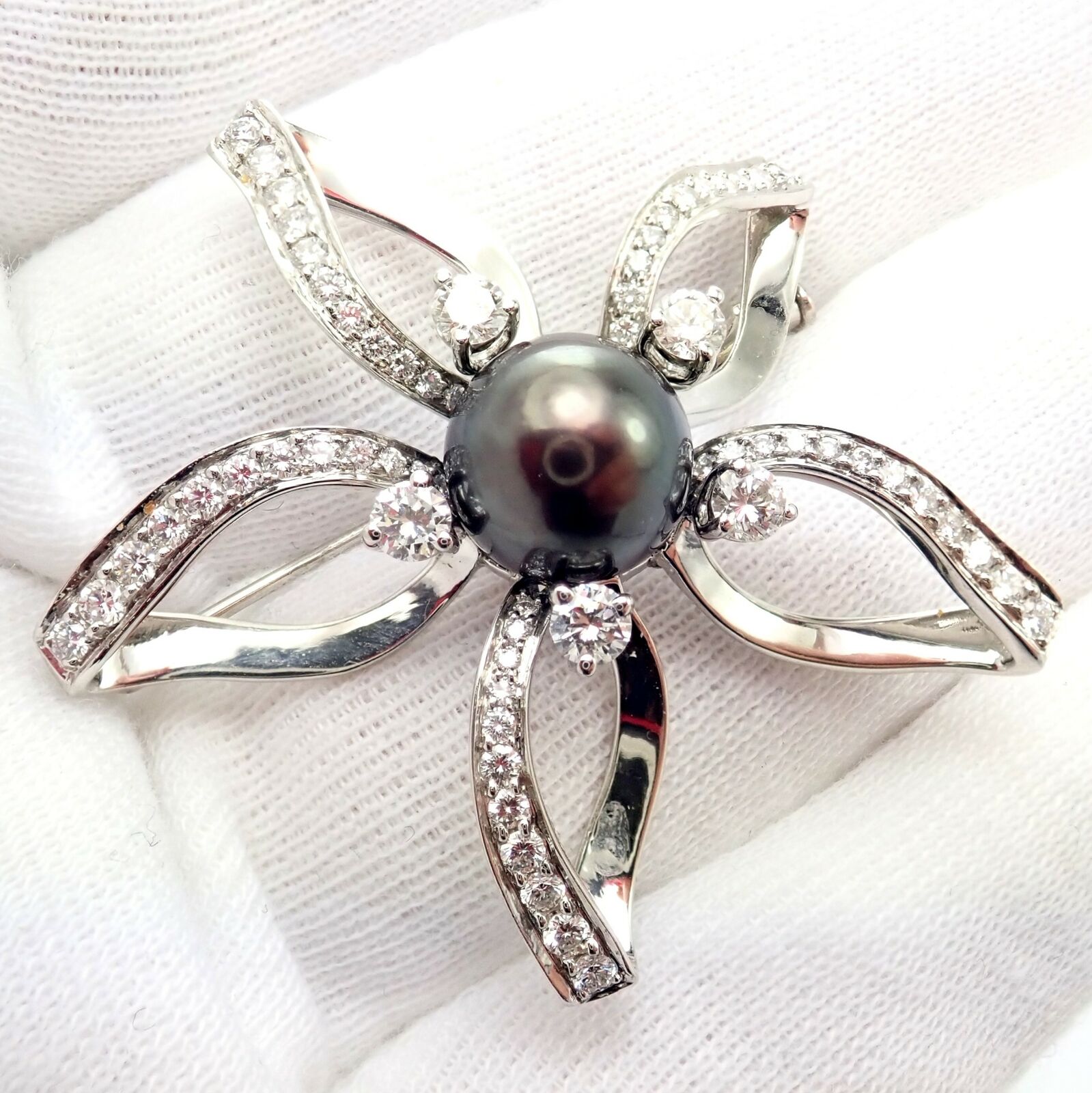 Rare! Authentic Mikimoto Platinum Diamond Tahitian South Sea Pearl Brooch Pin | Fortrove