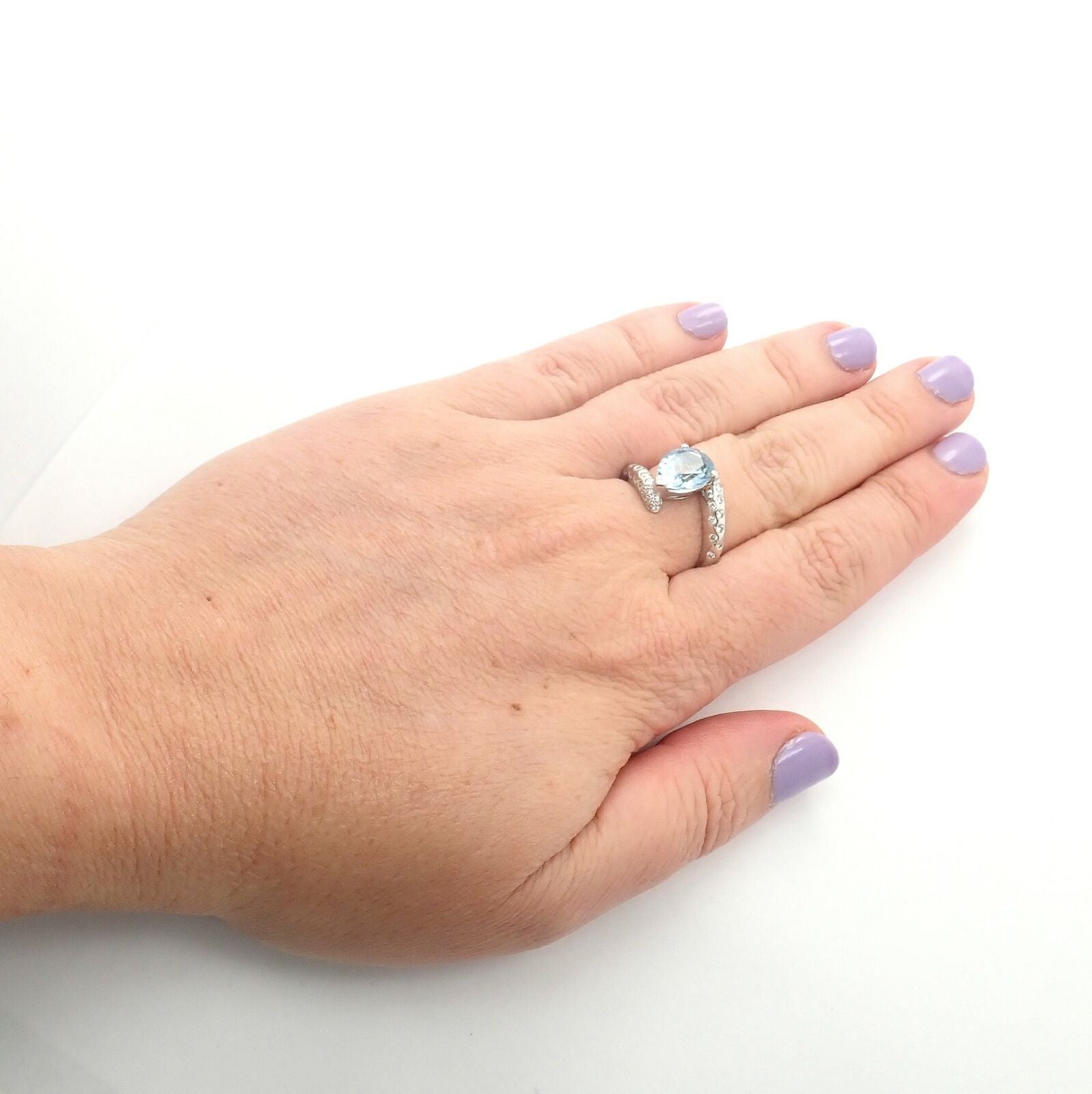 Authentic! Chanel Comete Star 18k White Gold Diamond 2.25ct Aquamarine Ring | Fortrove