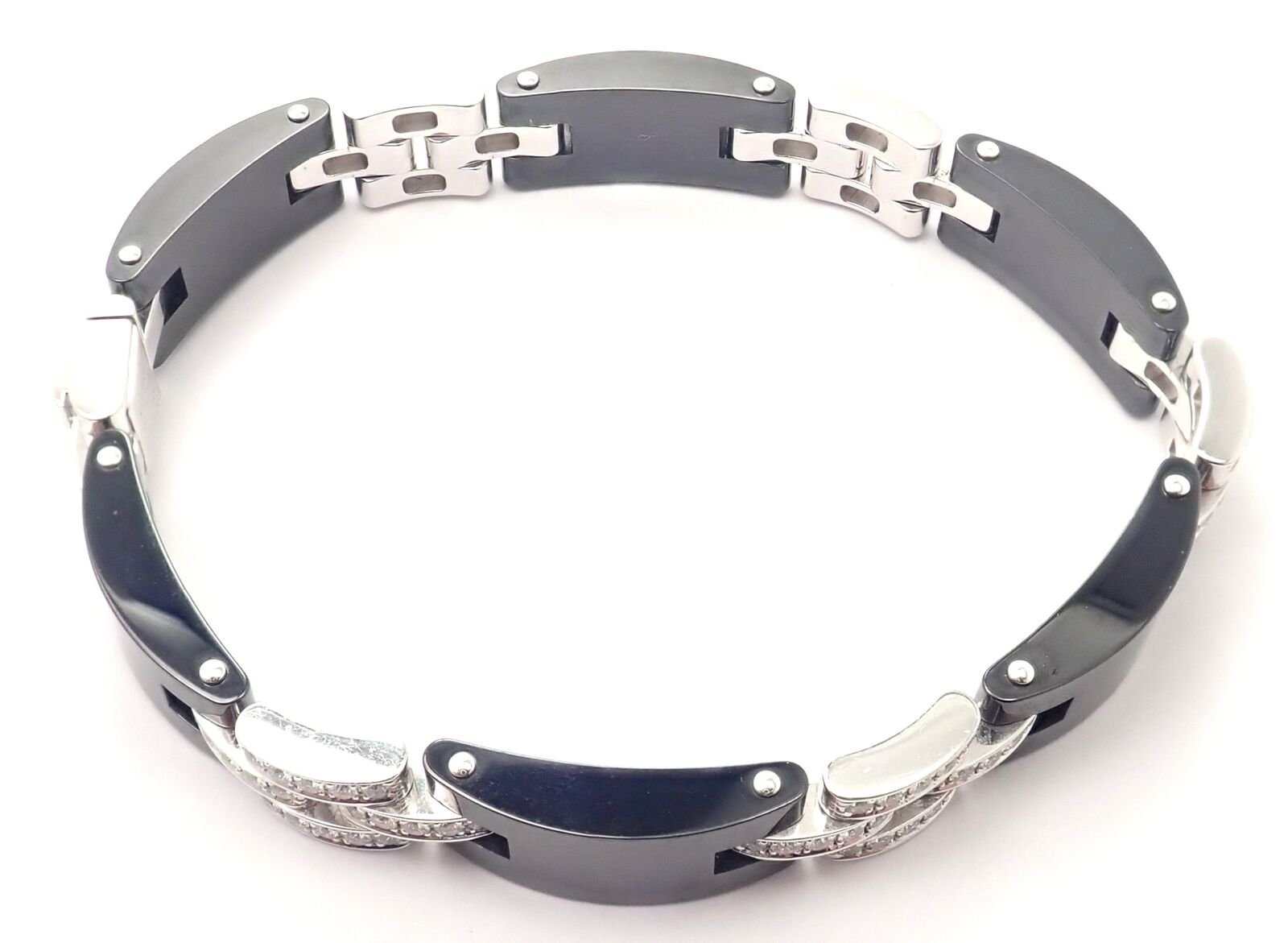 Authentic! Cartier Maillon Panthere 18K White Gold Diamond Ceramic Link Bracelet | Fortrove