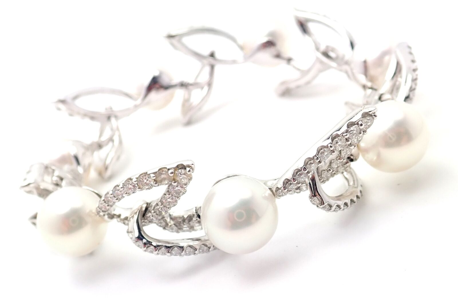 Rare! Authentic Mikimoto 18k White Gold 7ct Diamond 12mm Pearl Bracelet | Fortrove