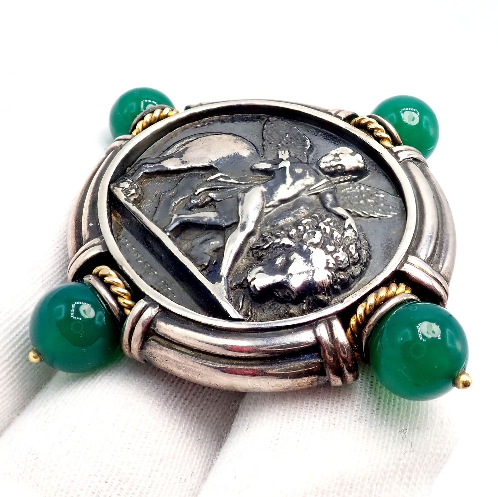 Authentic! SeidenGang 18k Yellow Gold Silver Large Medallion Chrysoprase Brooch | Fortrove