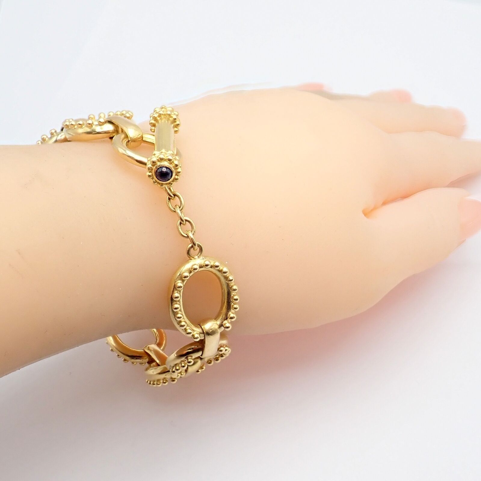 Authentic! Elizabeth Locke 18k Yellow Gold Sapphire Medium Link Toggle Bracelet | Fortrove