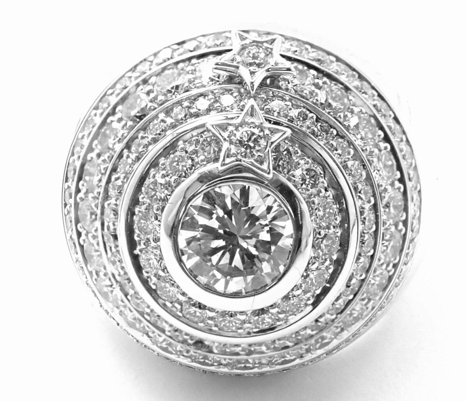 Authentic! Chanel Comete Star 18k White Gold Diamond Large Spinning Dome Ring | Fortrove