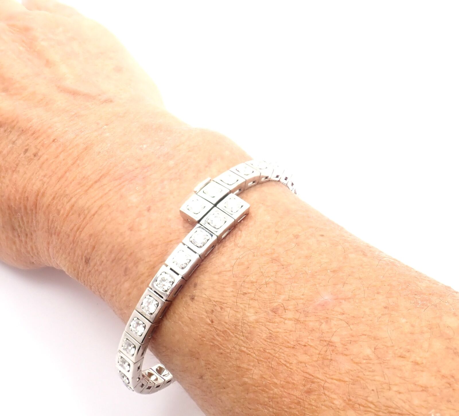Rare! Authentic Cartier Tectonique 18k White Gold Diamond Tennis Bracelet | Fortrove