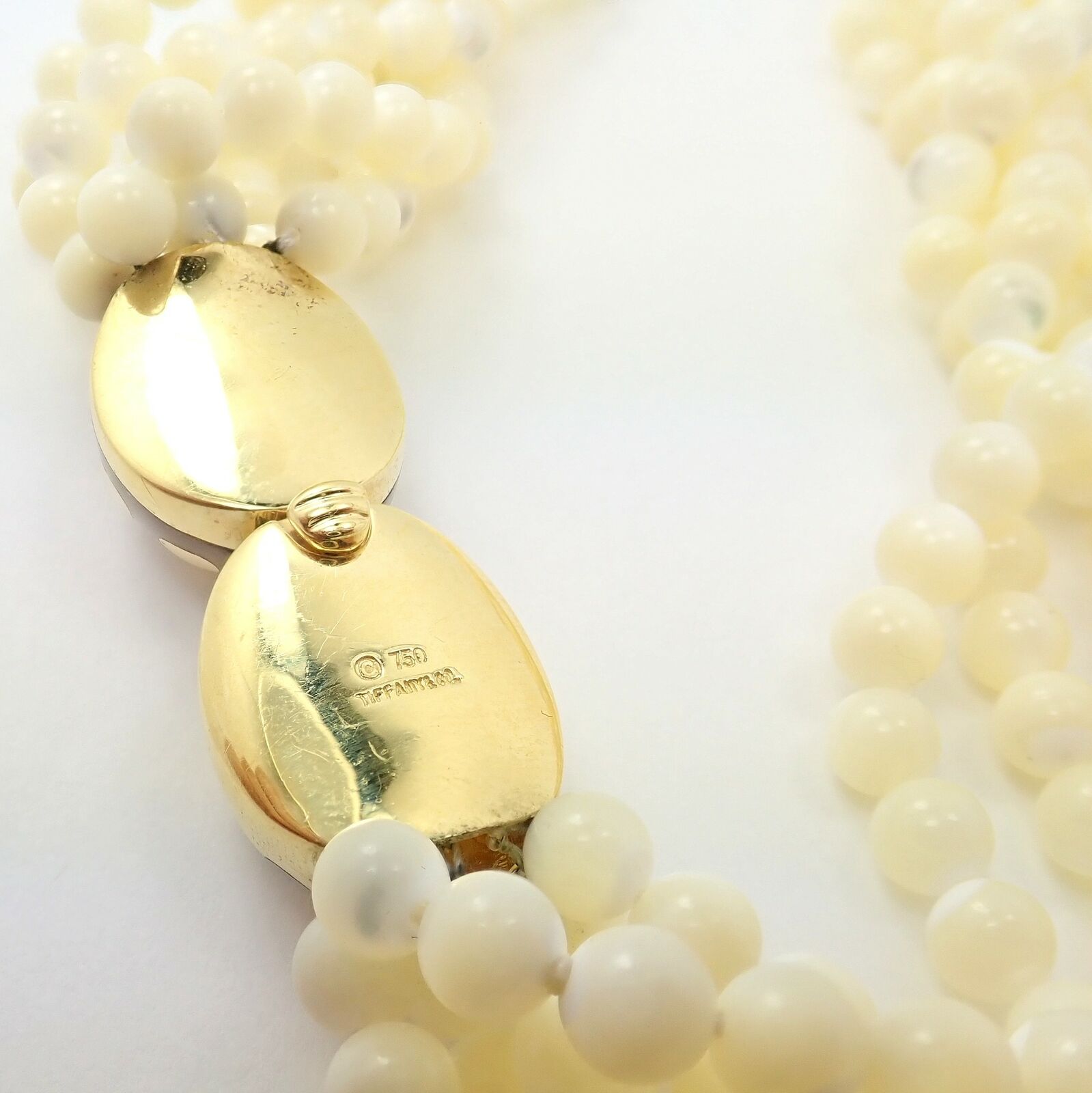 Tiffany & Co Cummings 18k Gold Mother Of Pearl Bead Torsade Inlaid Necklace | Fortrove
