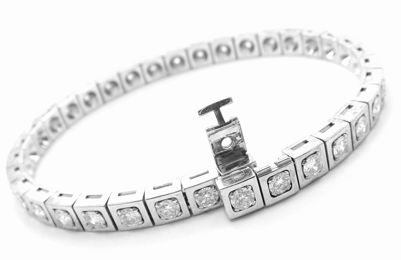 Rare! Authentic Cartier Tectonique 18k White Gold Diamond Tennis Bracelet | Fortrove