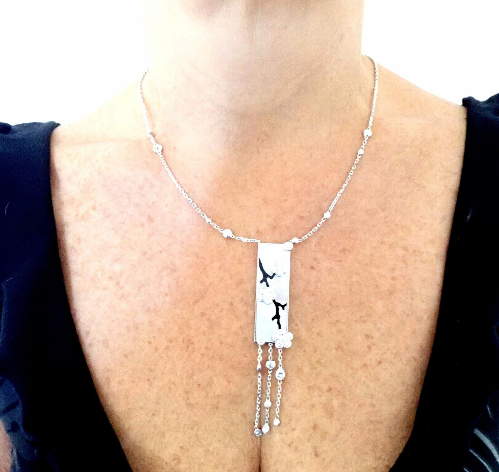Authentic! Van Cleef & Arpels Miroir Des Eaux 18k Gold Diamond MOP Necklace | Fortrove