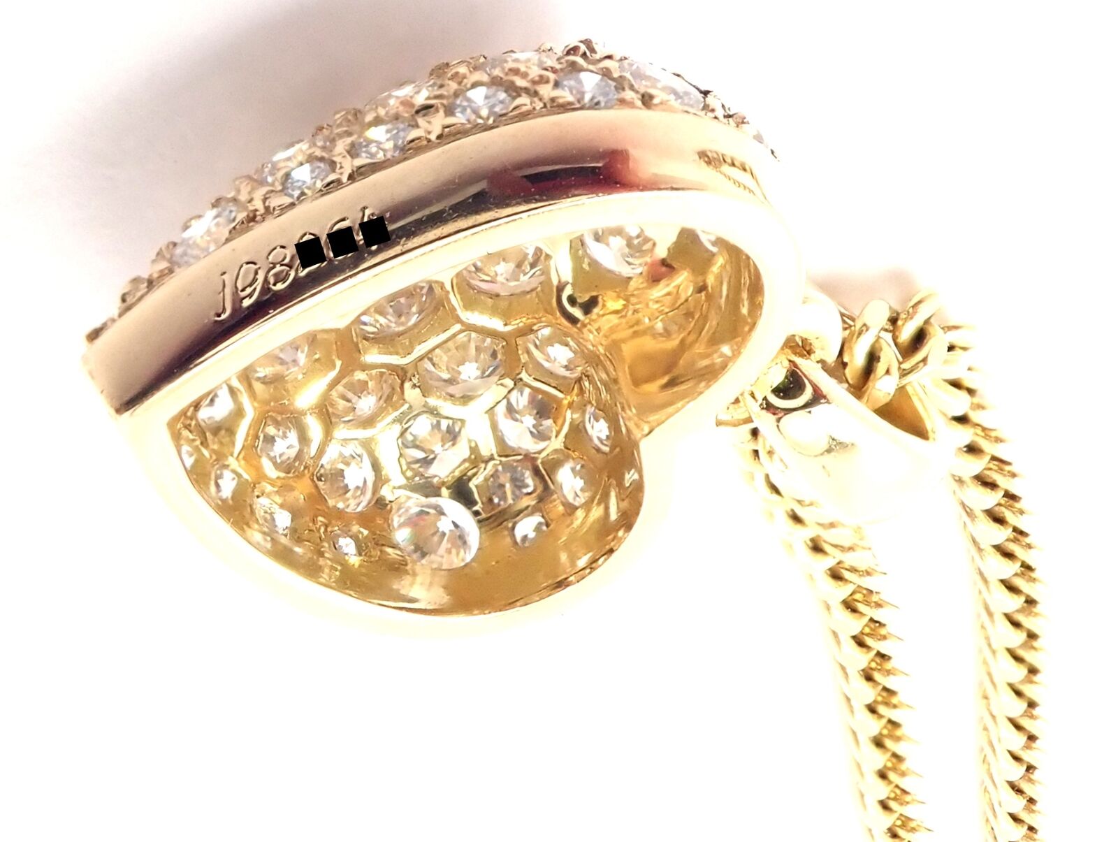 Authentic! Cartier 18k Yellow Gold 2ct Diamond Pavé Large Heart Pendant Necklace | Fortrove