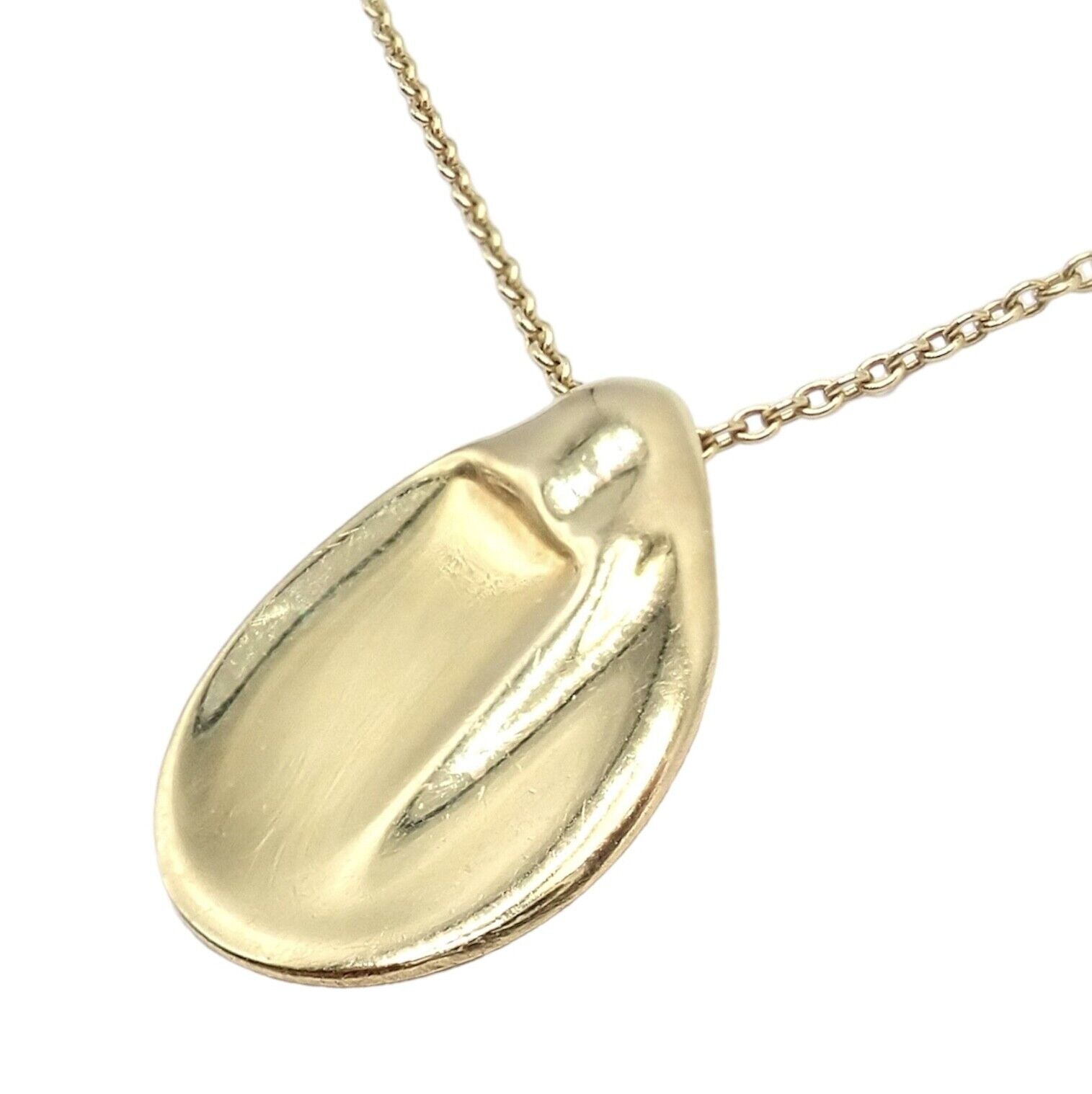 Tiffany & Co Peretti 18k Yellow Gold Madonna Pendant Sweet Mini Chain Necklace | Fortrove