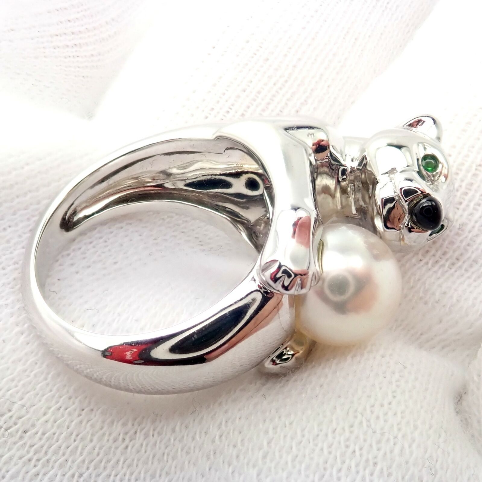 Authentic! Cartier 18k White Gold Panther Panthere Onyx Tsavorite Pearl Ring | Fortrove