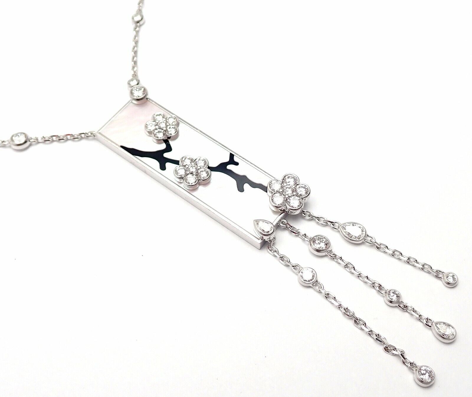 Authentic! Van Cleef & Arpels Miroir Des Eaux 18k Gold Diamond MOP Necklace | Fortrove