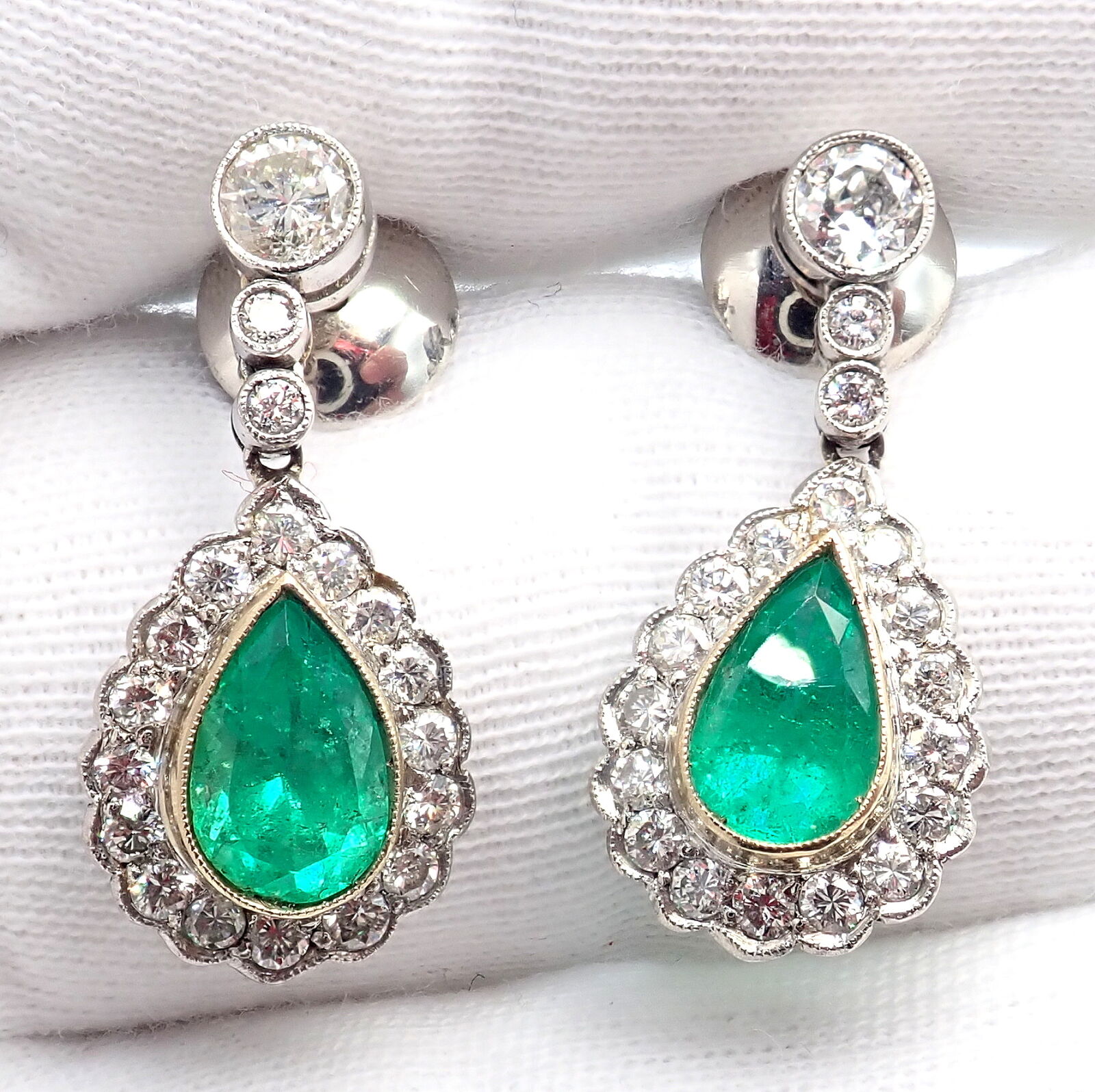 Vintage Estate Platinum Diamond Emerald Earrings Necklace Set | Fortrove