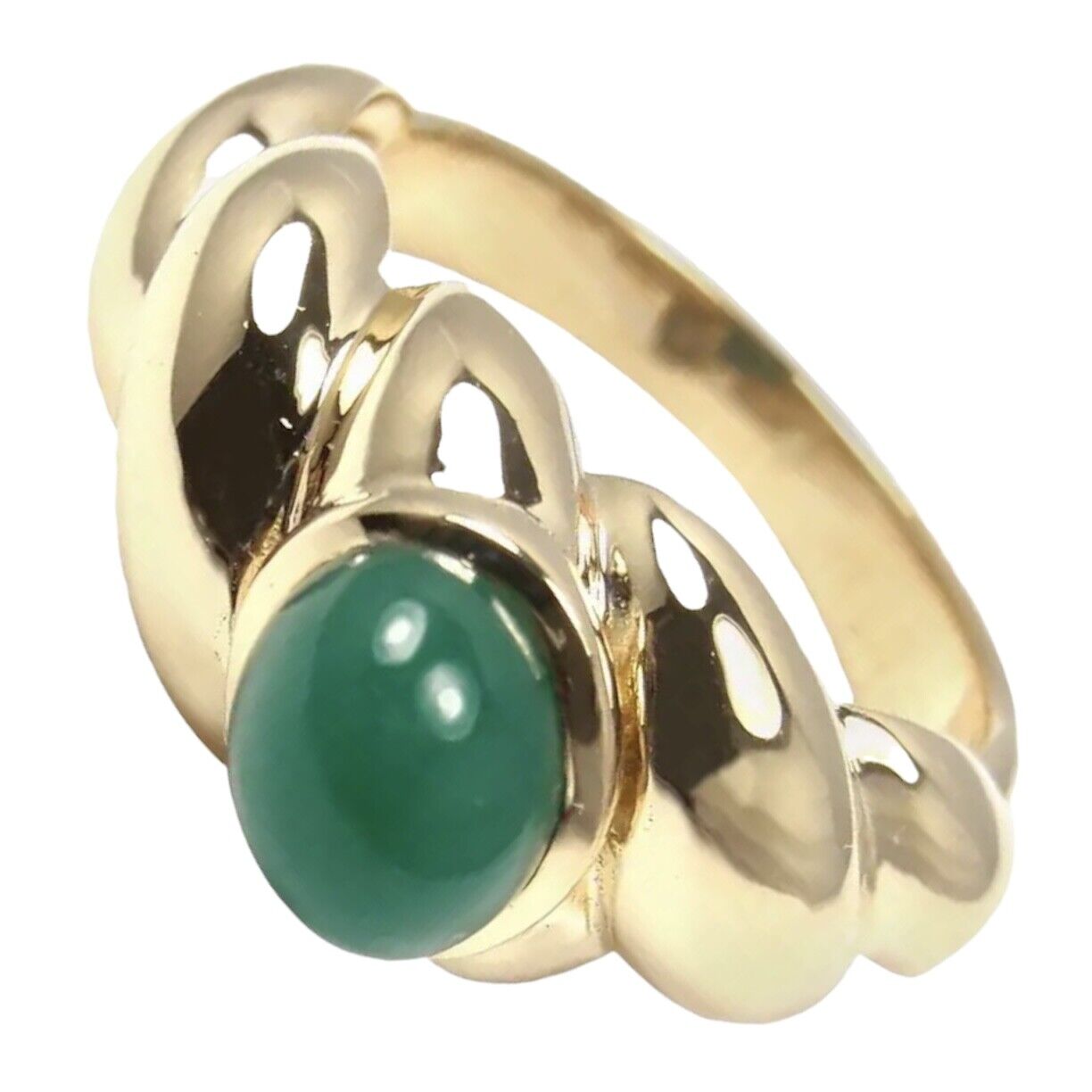 Van Cleef & Arpels Jewelry & Watches:Fine Jewelry:Rings Authentic! Rare Van Cleef & Arpels 18k Yellow Gold Green Chalcedony Ring