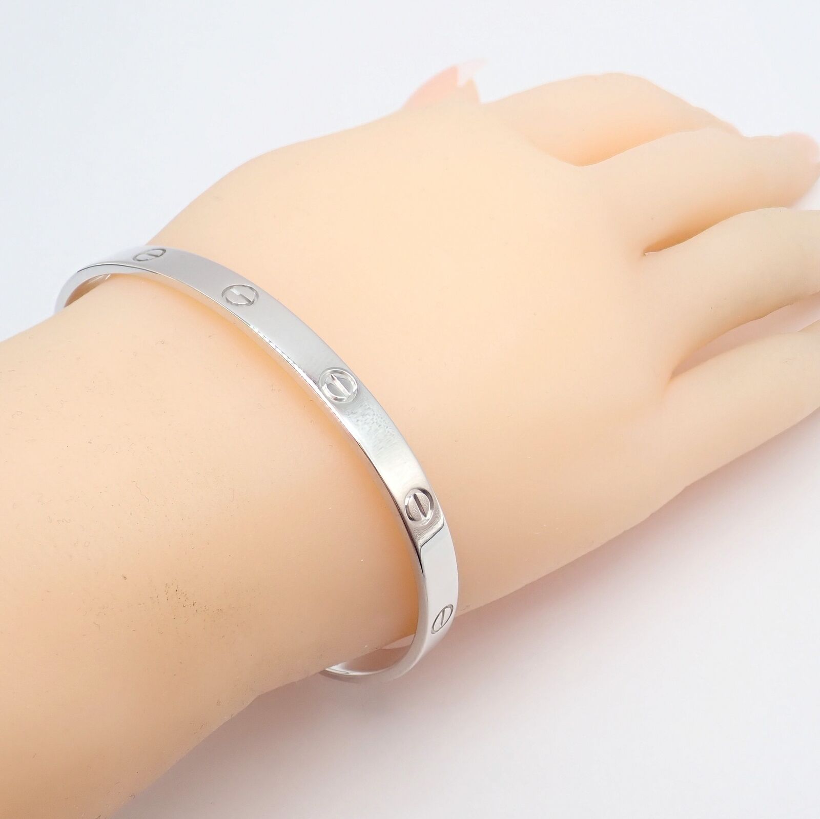 Authentic! Cartier 18k White Gold Love Cuff Open Bracelet Size 21 w/ Certificate | Fortrove