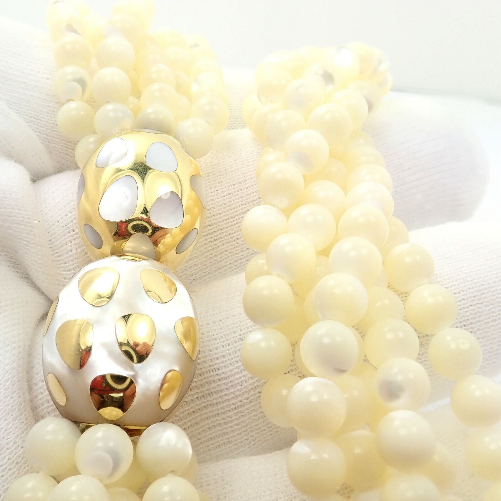 Tiffany & Co Cummings 18k Gold Mother Of Pearl Bead Torsade Inlaid Necklace | Fortrove