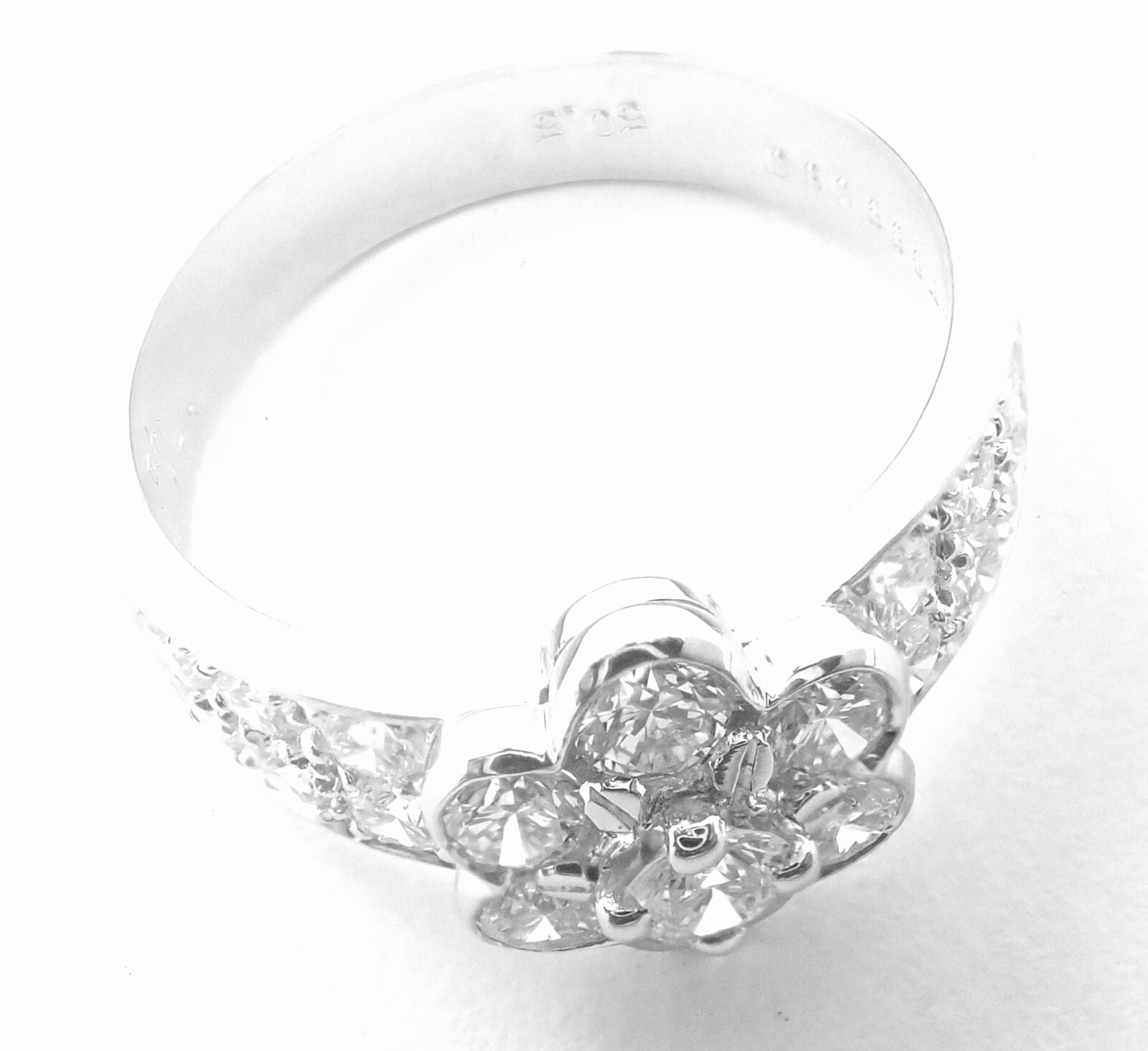 Authentic! Van Cleef & Arpels Platinum Diamond Fleurette Flower Ring | Fortrove