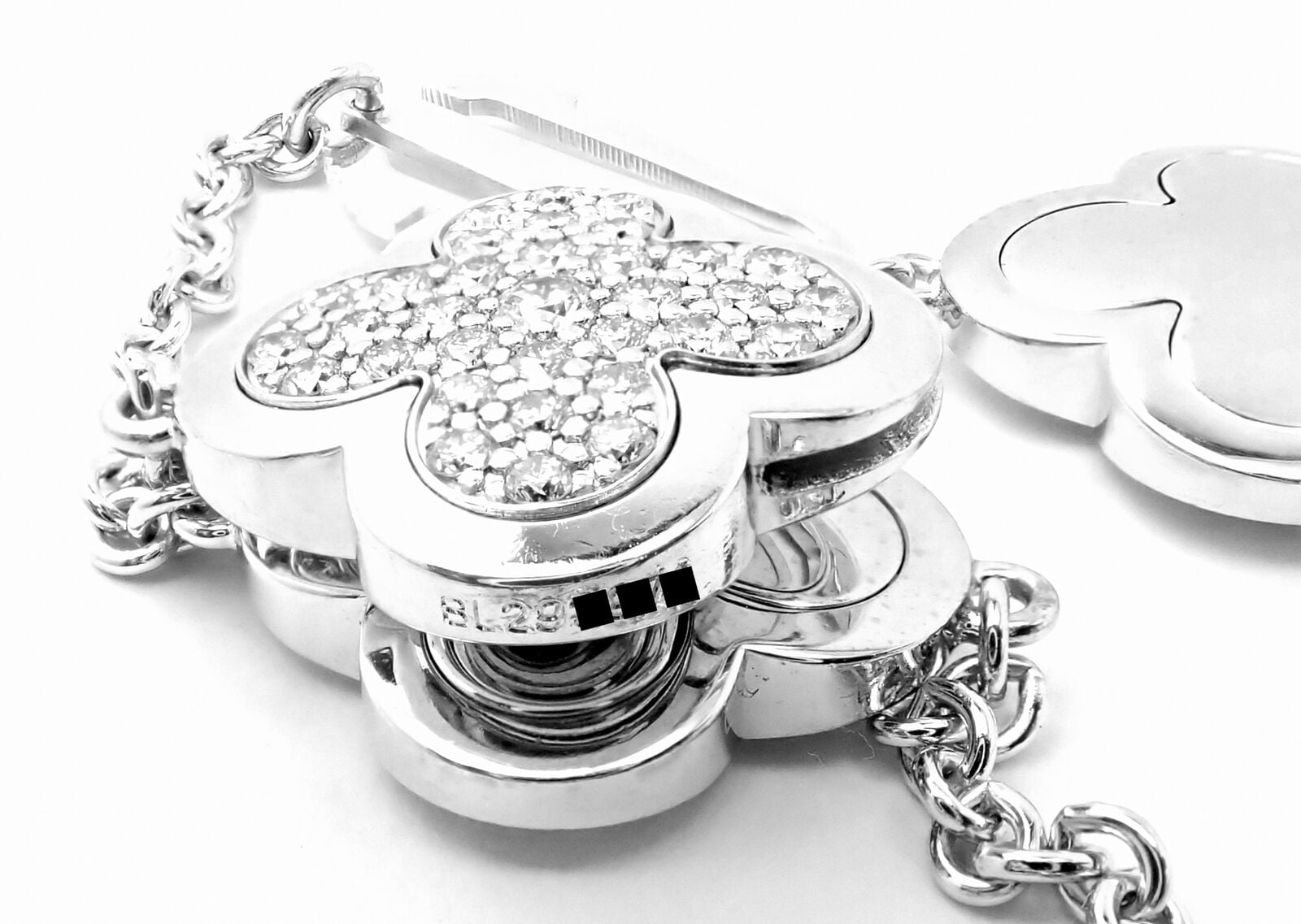 Van Cleef & Arpels Jewelry & Watches:Fine Jewelry:Necklaces & Pendants Authentic Van Cleef & Arpels 18k White Gold Diamond Pure Alhambra Necklace Paper