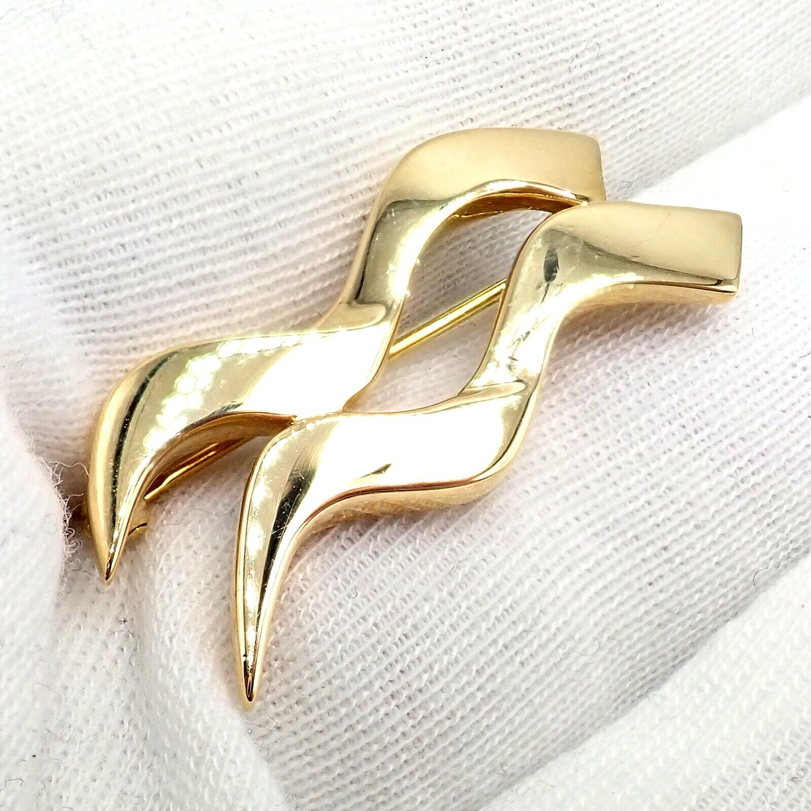 Authentic! Tiffany & Co 18k Yellow Gold Picasso Zodiac Aquarius Brooch Pin | Fortrove