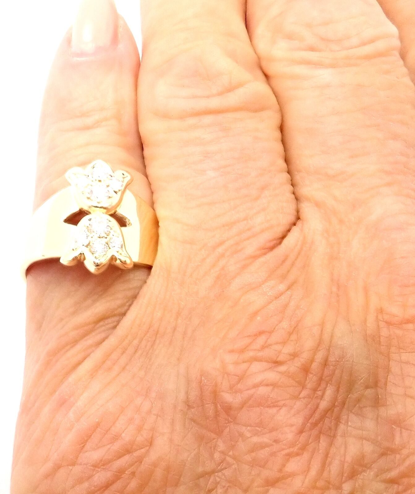 Rare! Authentic Christian Dior 18k Yellow Gold Diamond Flower Tulip Band Ring | Fortrove