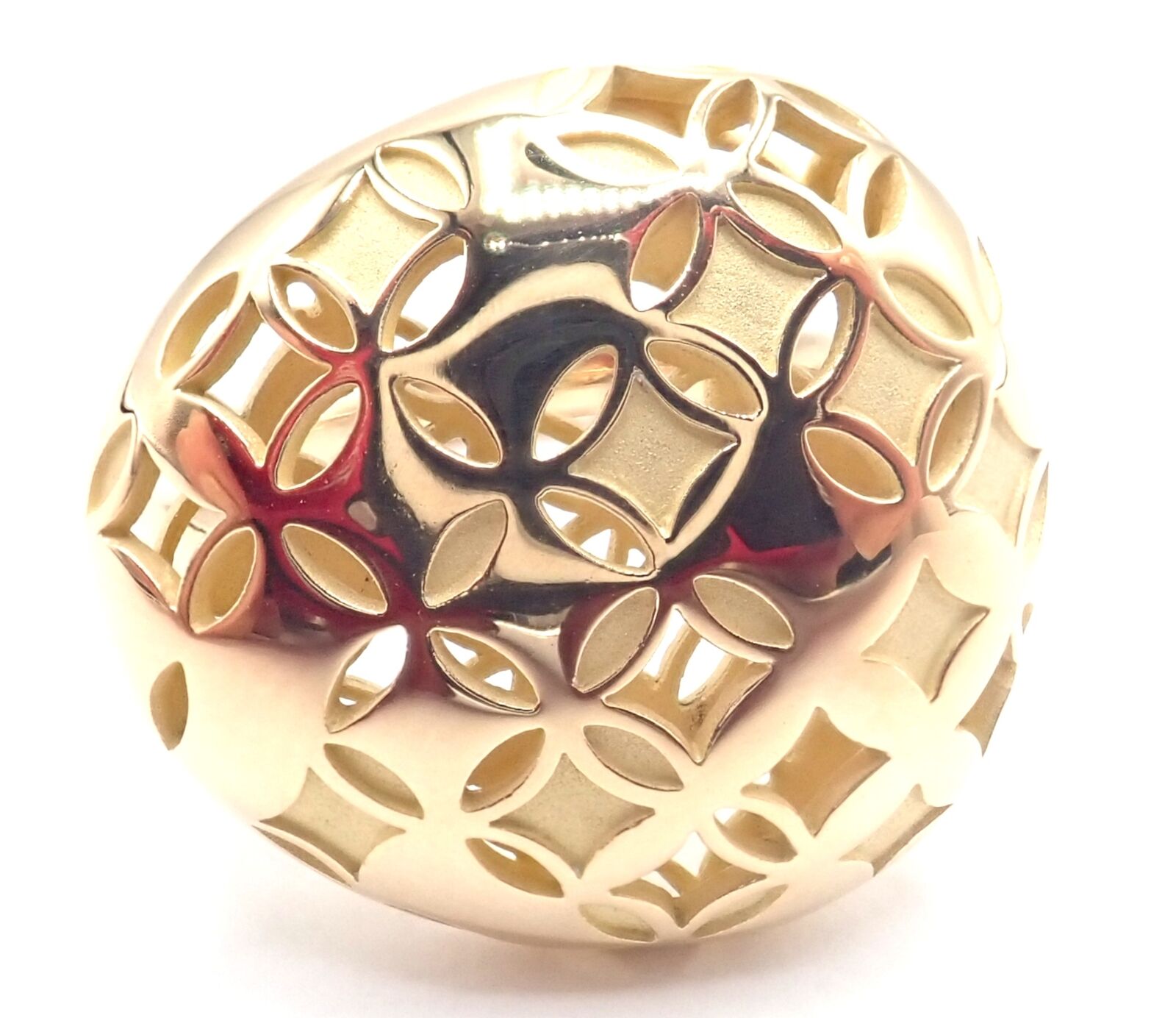 Authentic! Louis Vuitton Monogram 18k Yellow Gold Large Ring | Fortrove