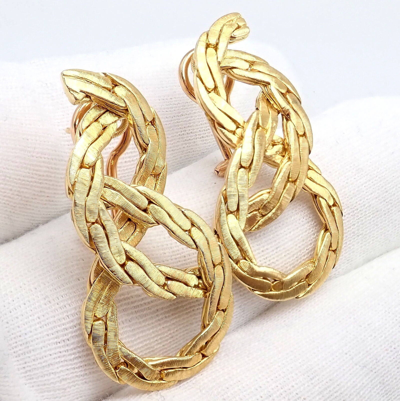 Authentic! Vintage Buccellati 18k Yellow Gold Knot Rope Coil Earrings | Fortrove