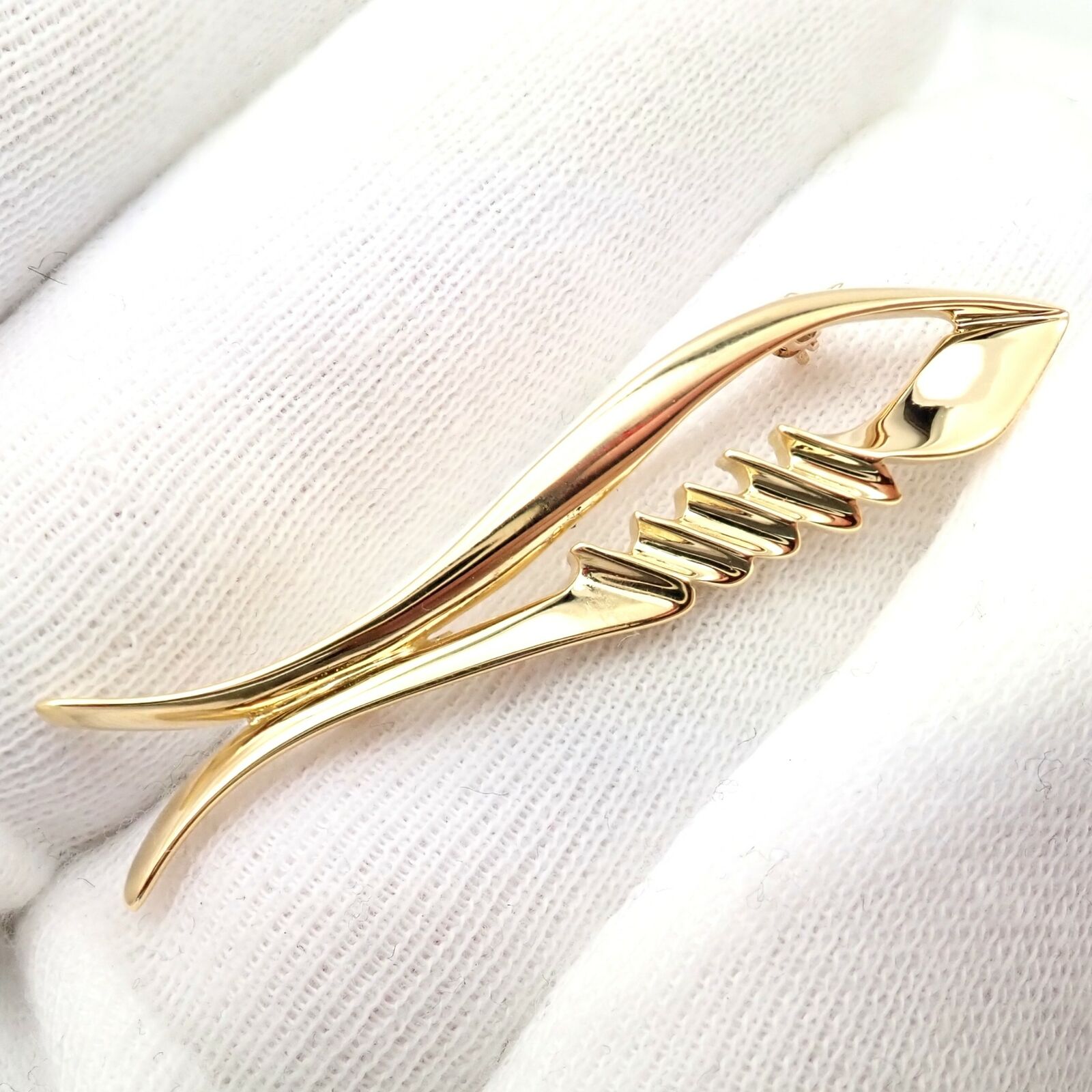 Rare! Authentic Vintage Tiffany & Co 18k Yellow Gold Picasso Fish Brooch Pin '83 | Fortrove