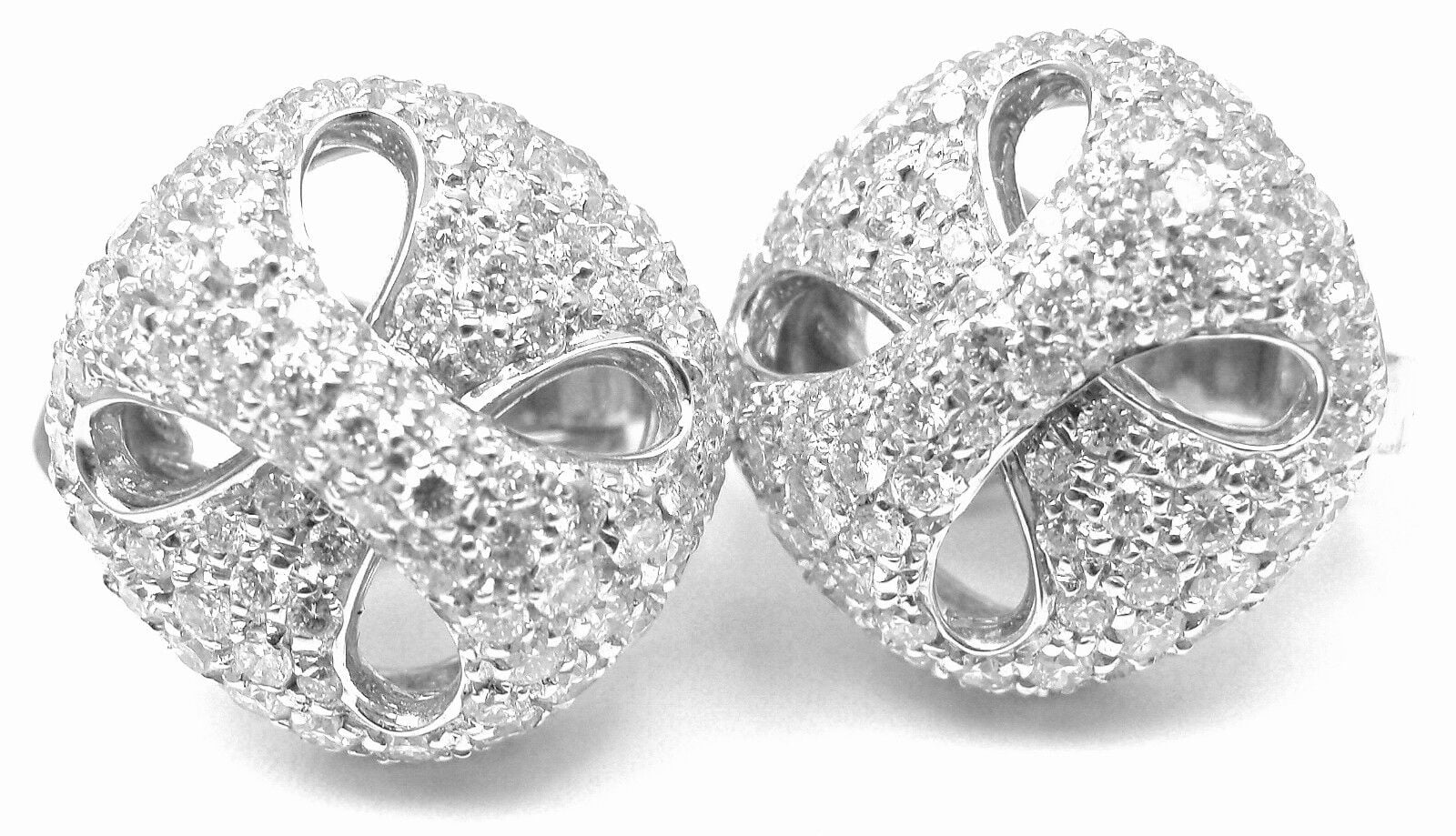 New Authentic Damiani 18k White Gold 3.03 ct Diamond Earrings | Fortrove