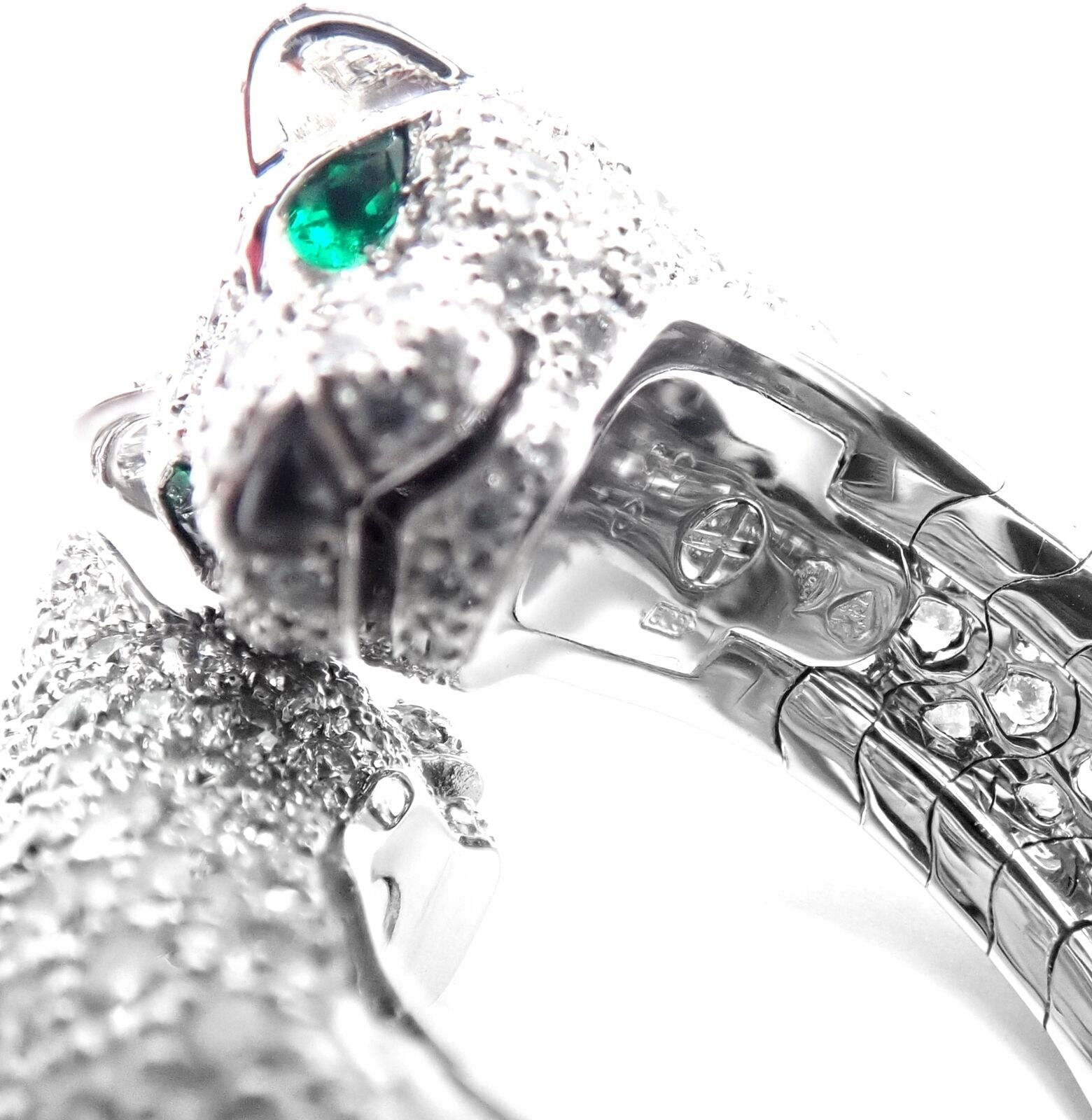 Authentic! Cartier Double Panther Panthere Lakarda 18k Gold Diamond Emerald Ring | Fortrove