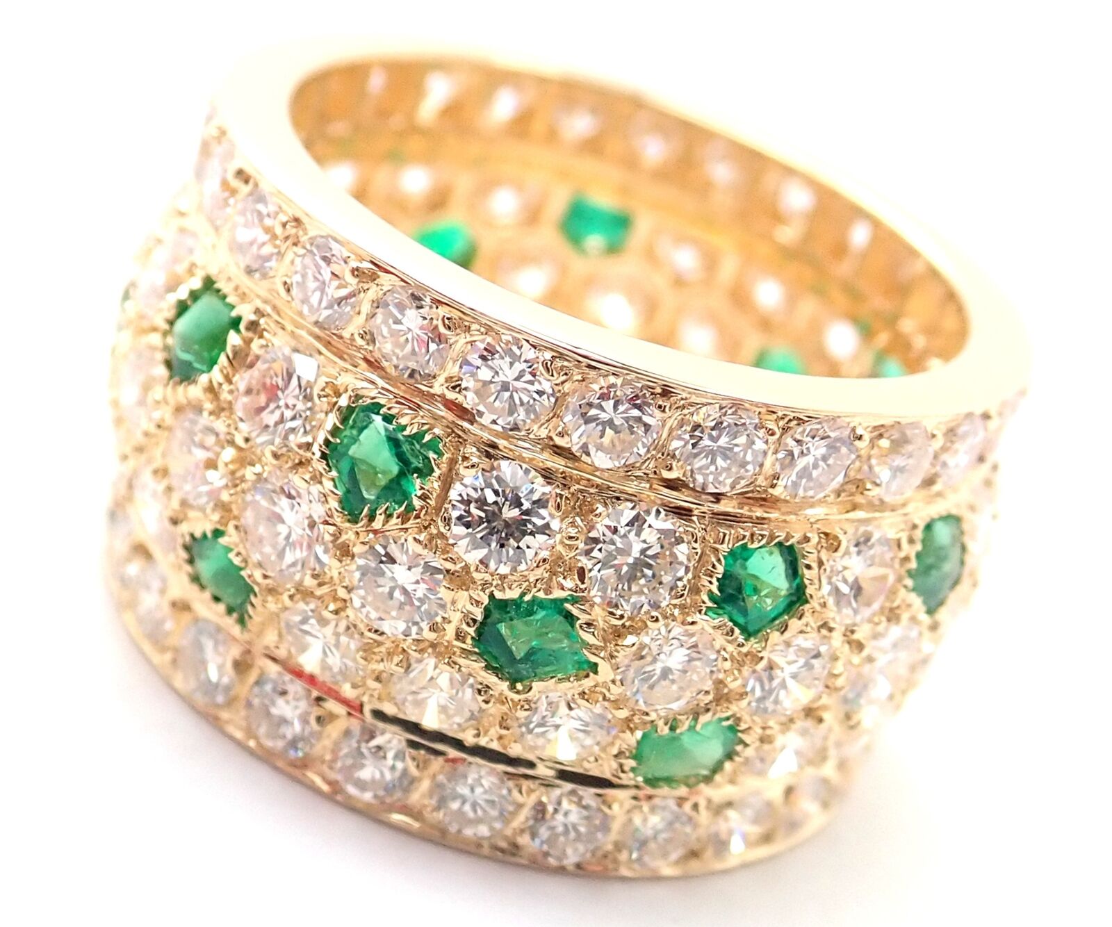 Cartier ring online emerald