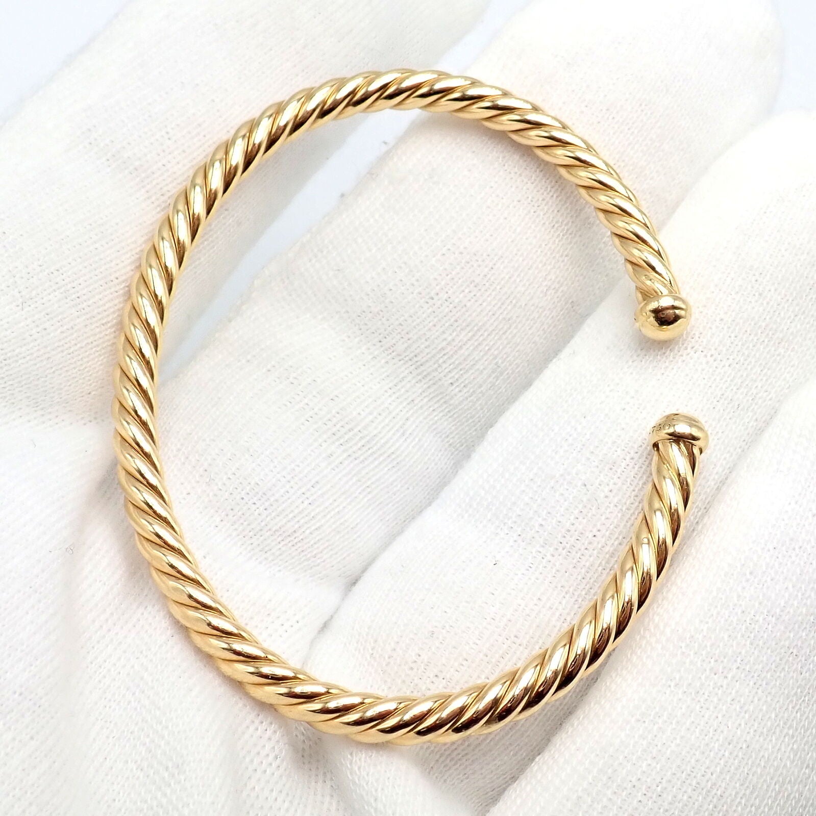 Authentic! David Yurman DY 18k Yellow Gold 4mm Cable Medium Bangle Bracelet | Fortrove