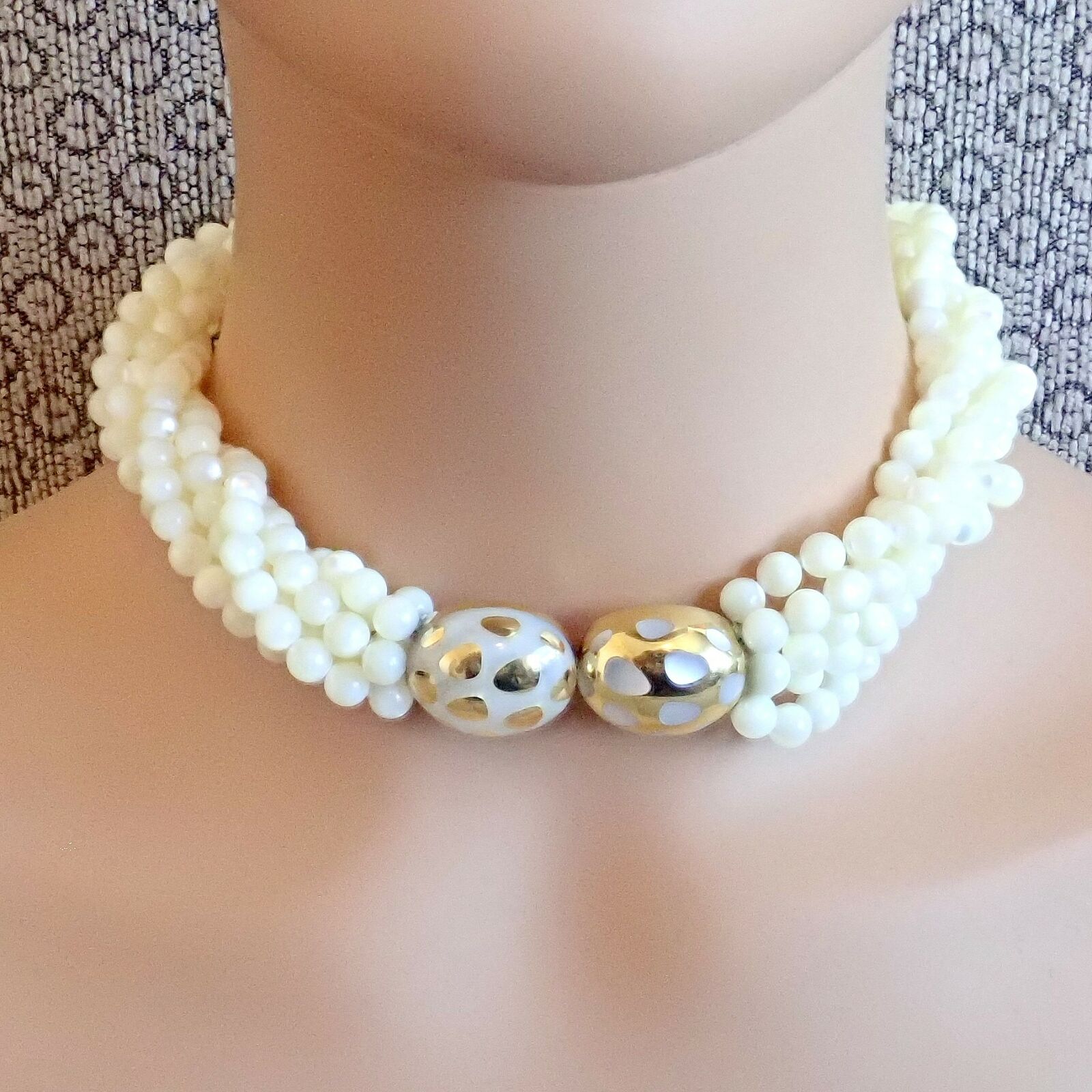 Tiffany & Co Cummings 18k Gold Mother Of Pearl Bead Torsade Inlaid Necklace | Fortrove